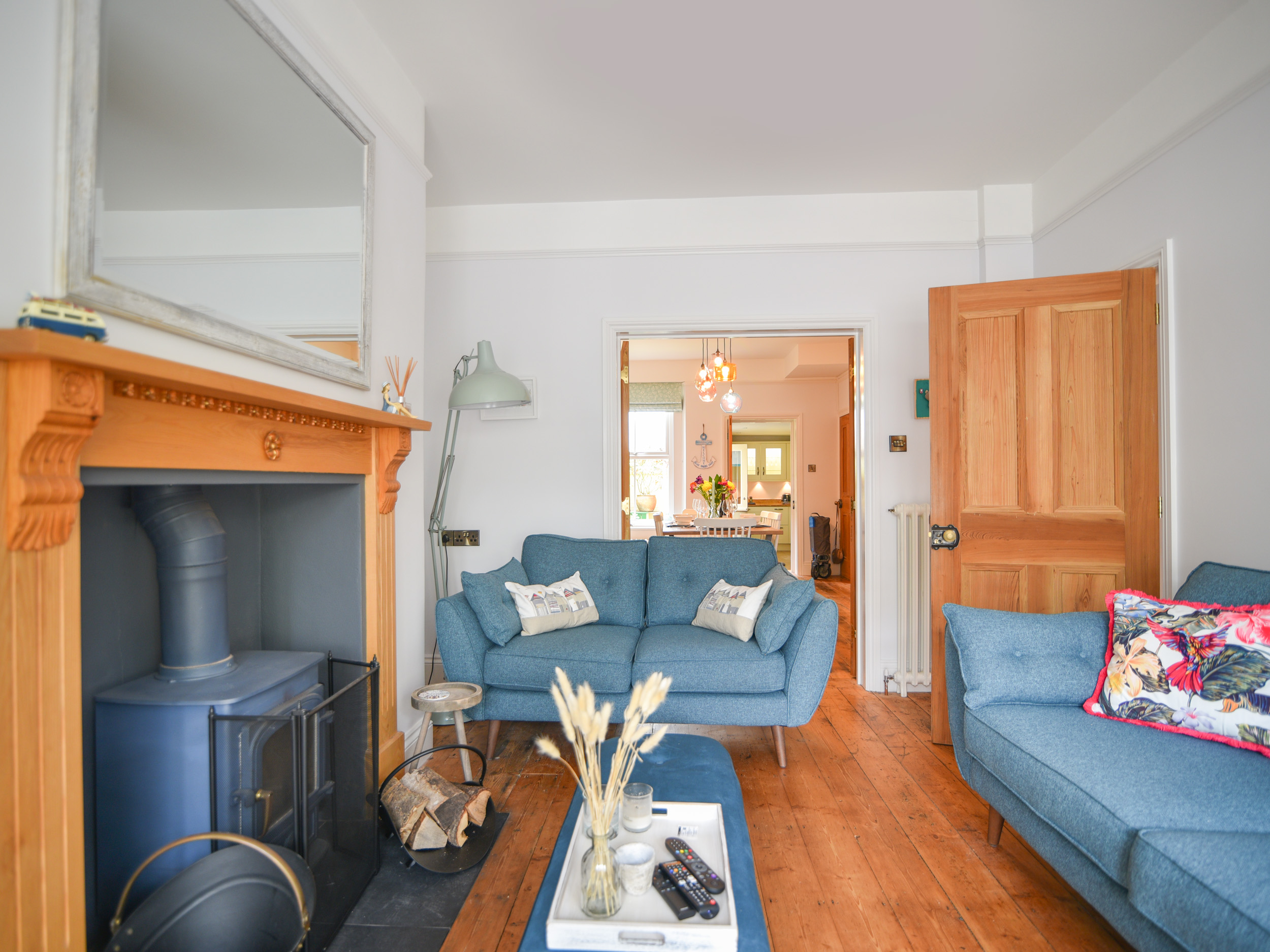 Holiday cottage, Seaton ()