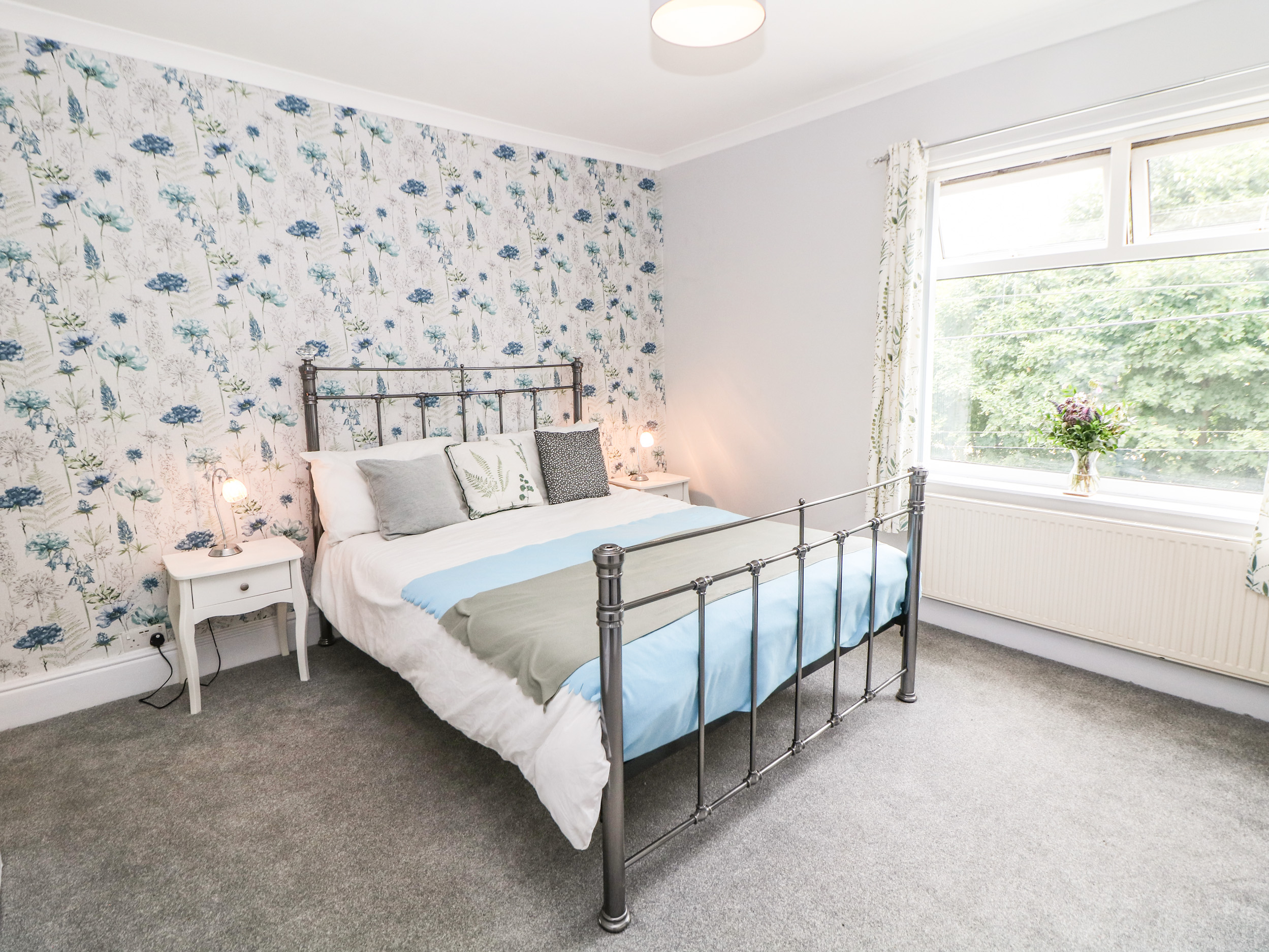 Holiday cottage in Clowne, Derbyshire - Photo 11