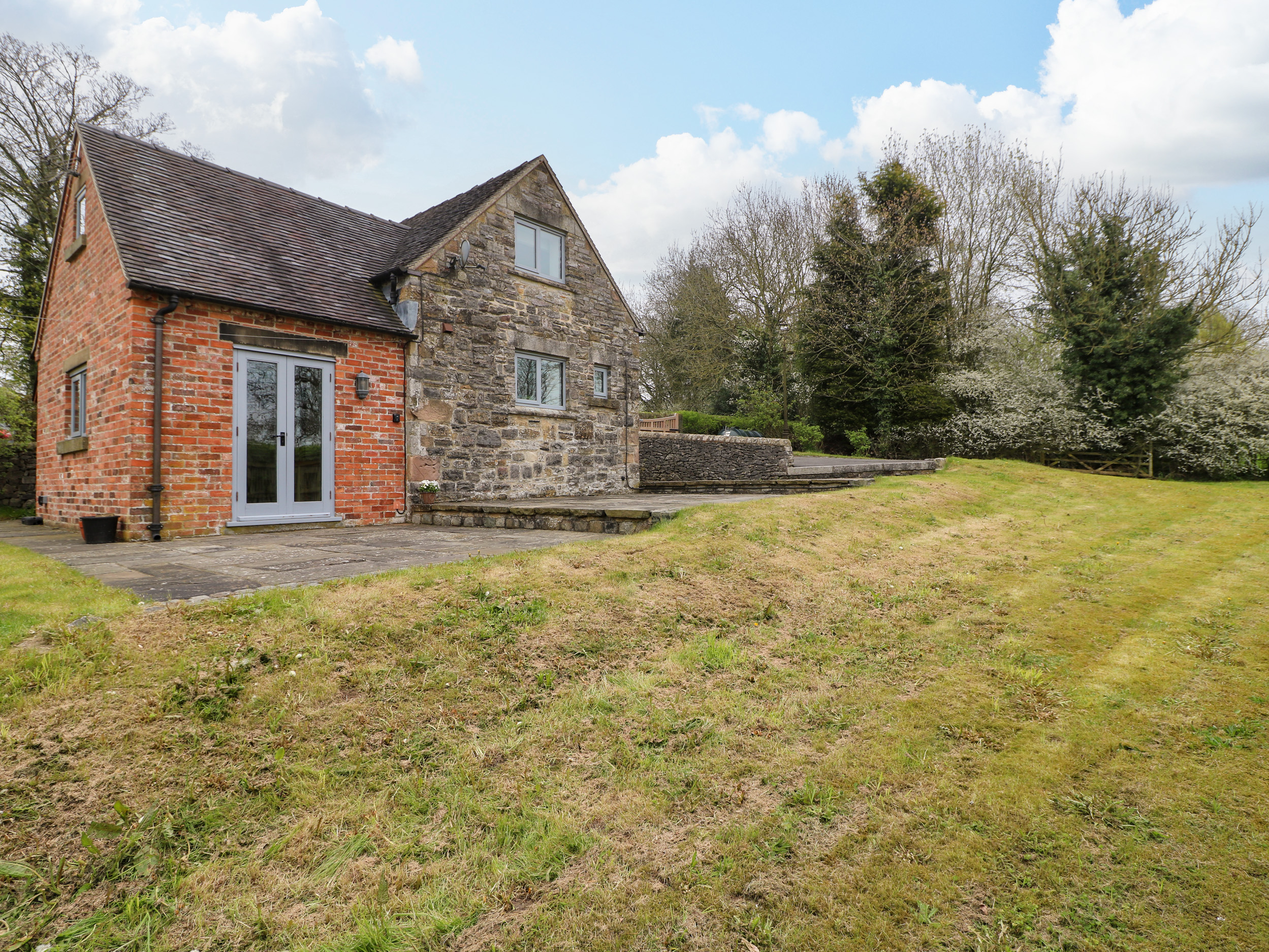 Holiday cottage in Ashbourne, Derbyshire - Photo 2