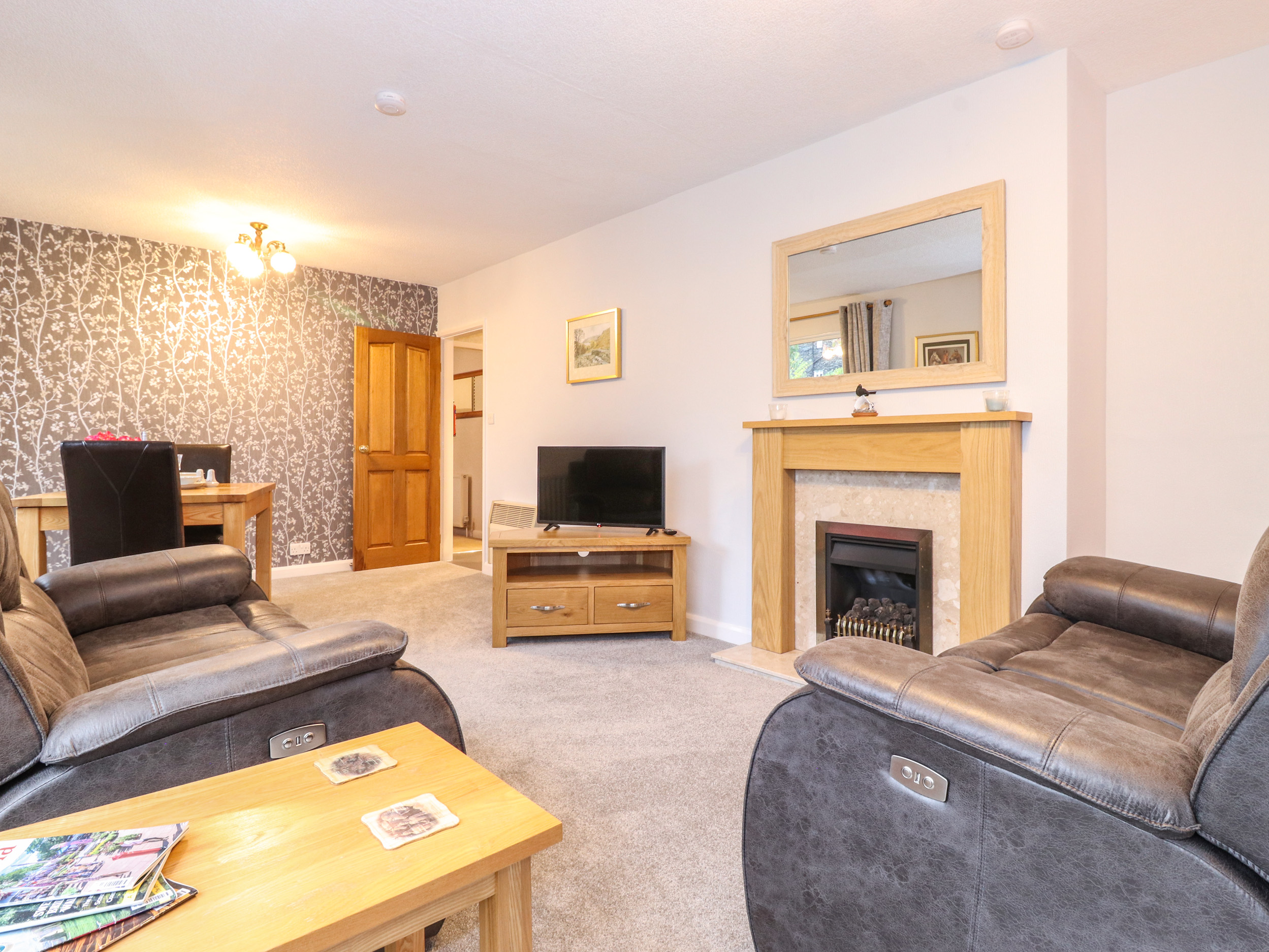 Holiday cottage, Ambleside ()