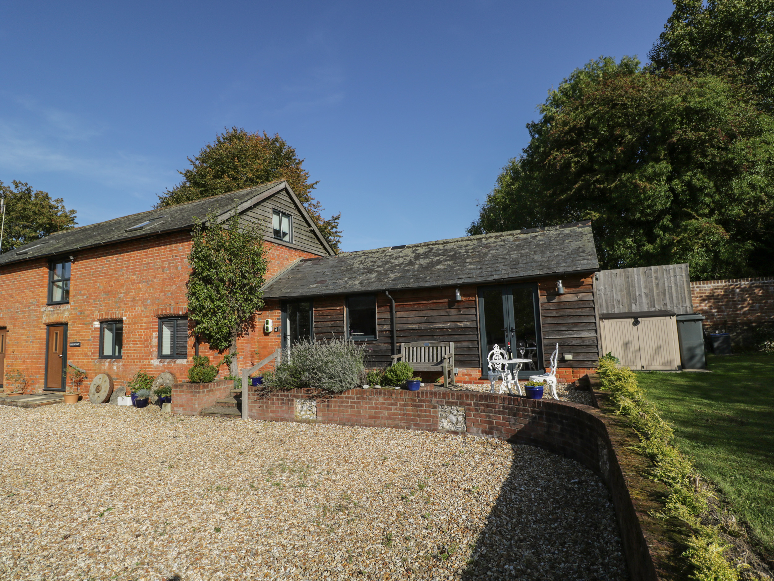 Holiday cottage, West Tytherley (The Dunnit@Manor Farm)