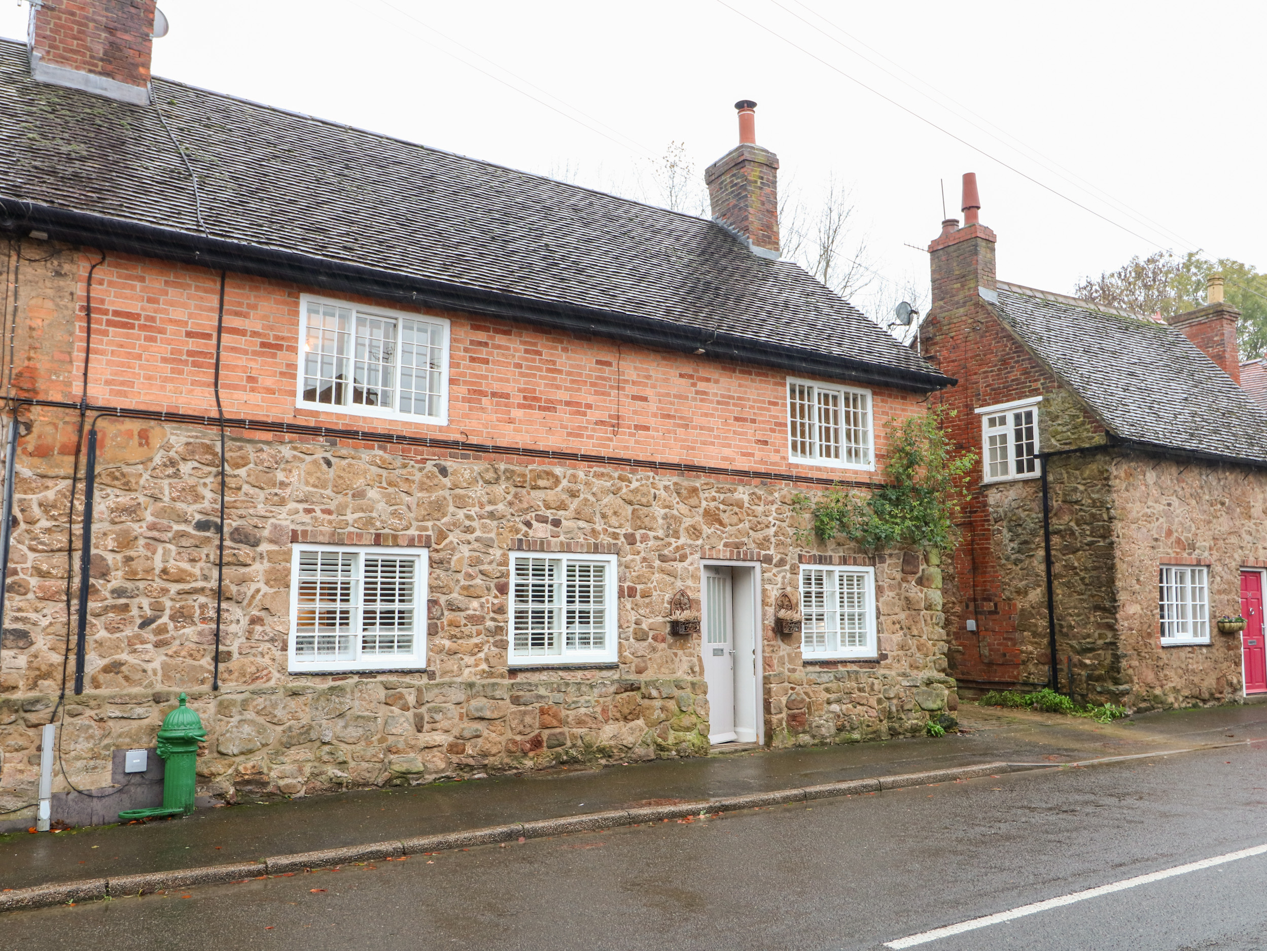 Holiday cottage in Ticknall, Derbyshire - Photo 2