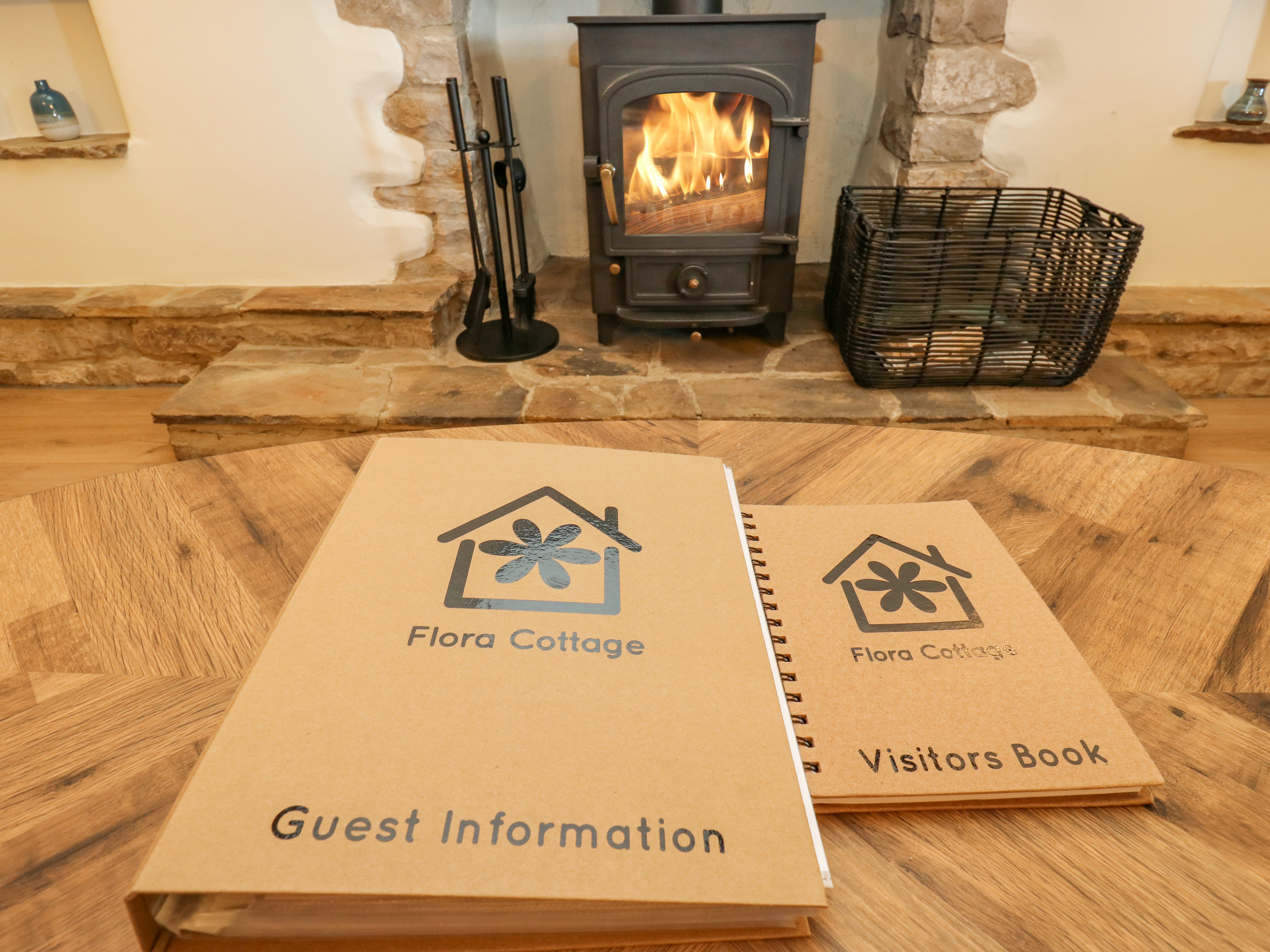 Holiday cottage in Tideswell, Derbyshire - Photo 8
