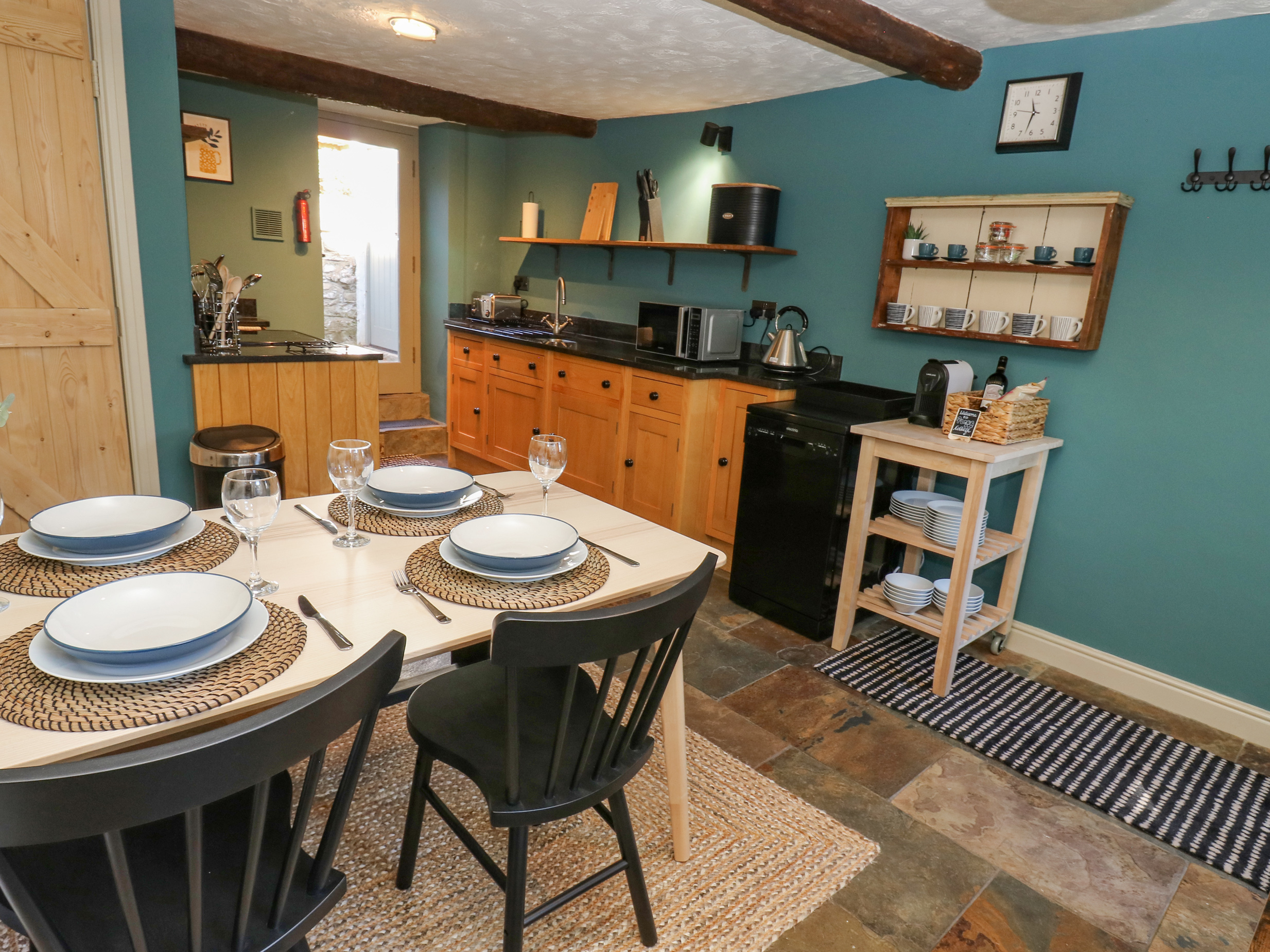 Holiday cottage in Tideswell, Derbyshire - Photo 10