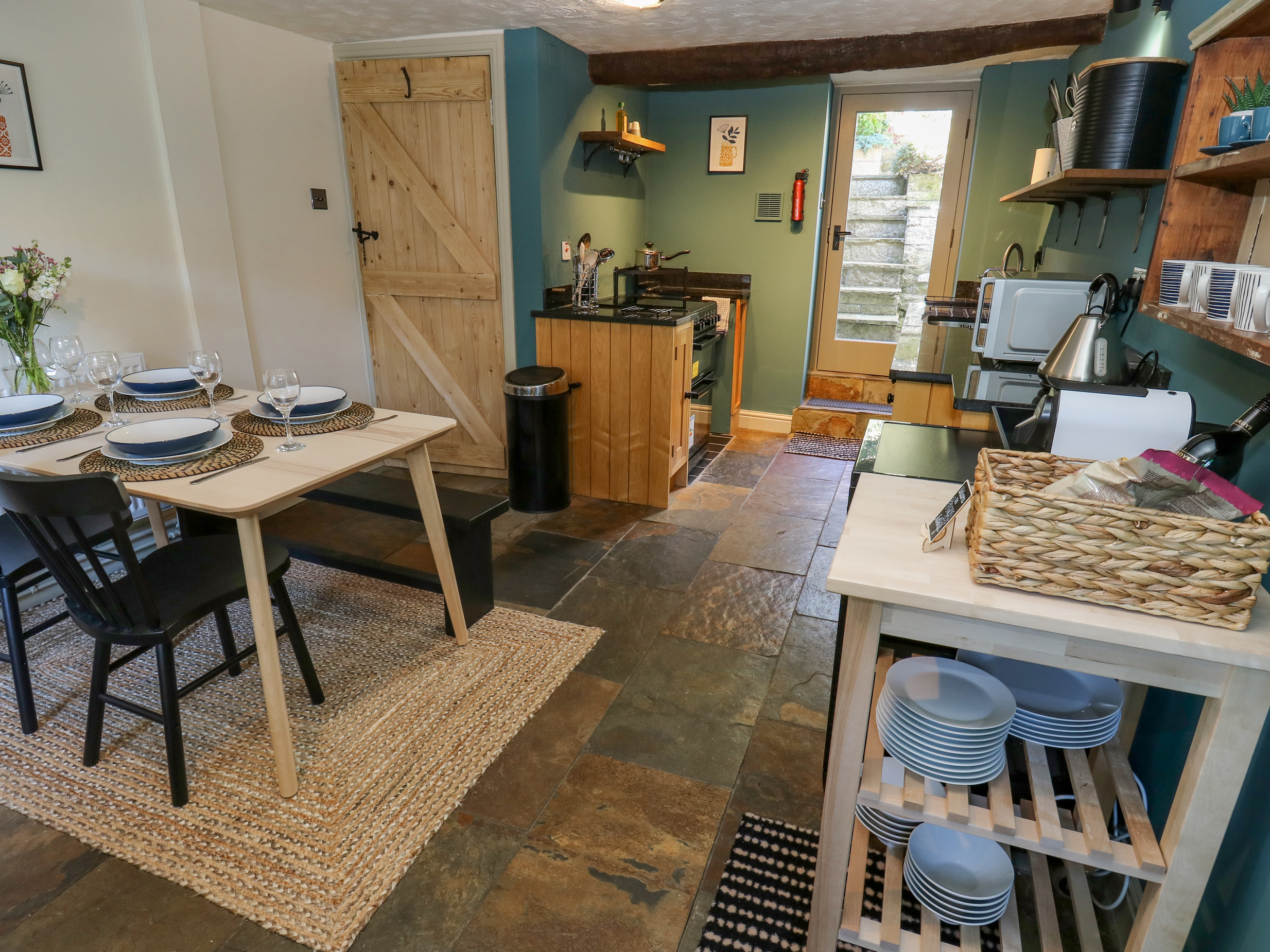 Holiday cottage in Tideswell, Derbyshire - Photo 11