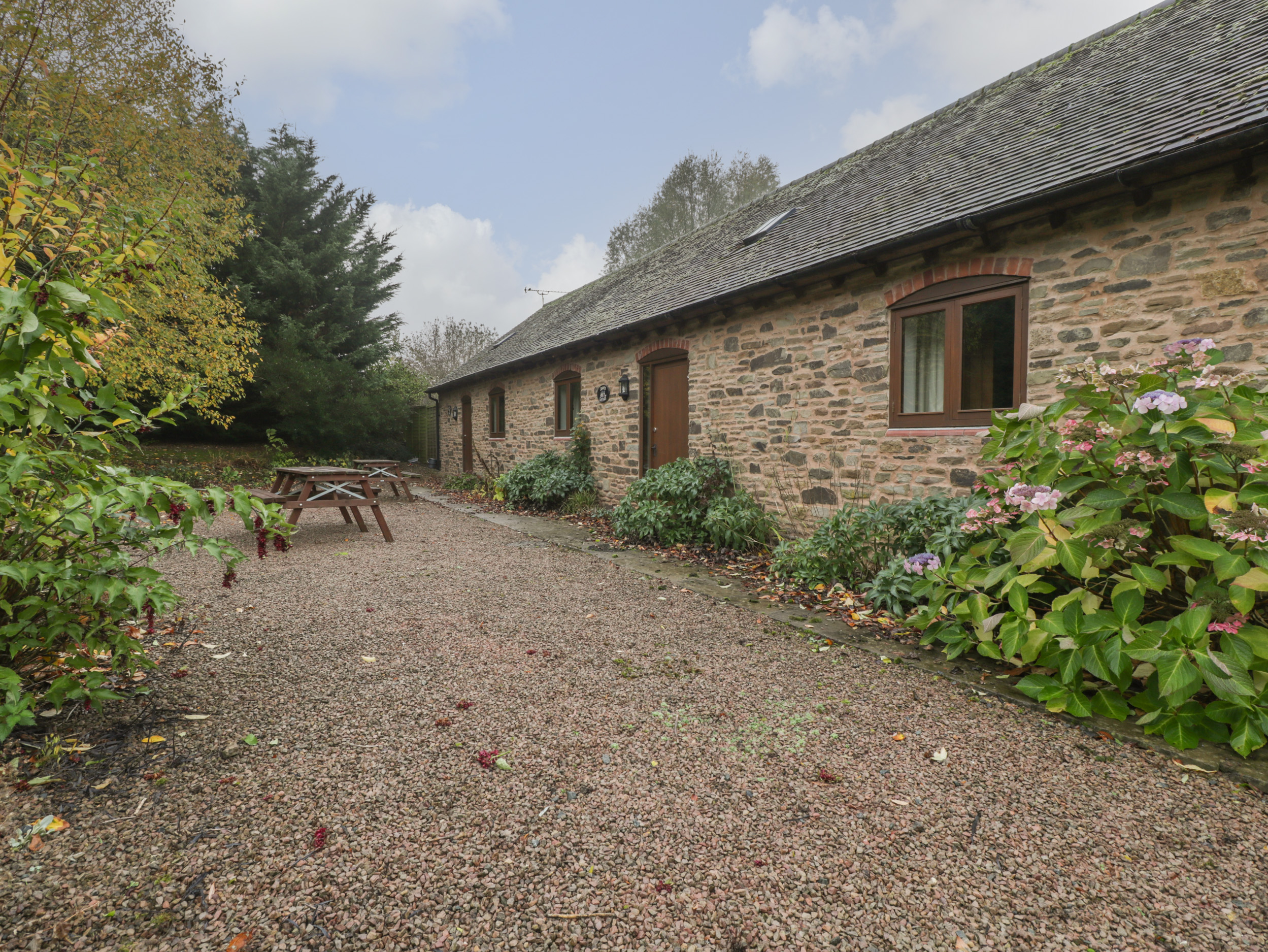 Holiday cottage, Bromyard ()