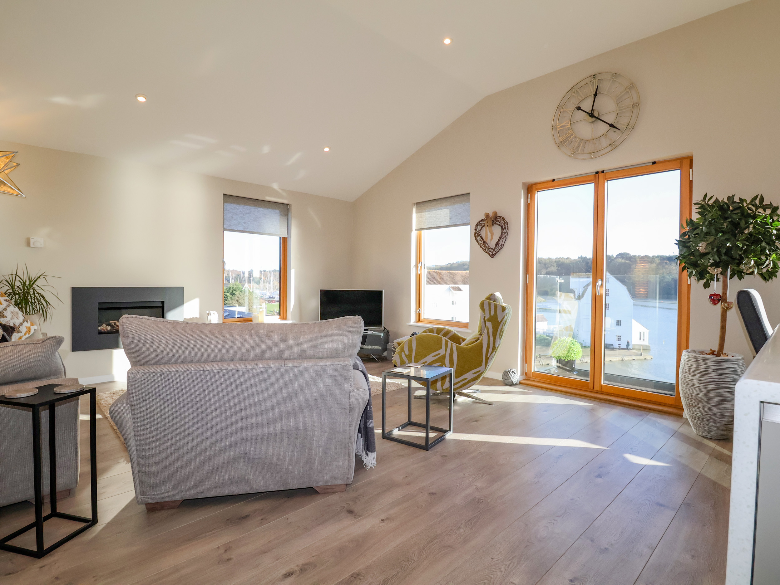 Holiday cottage, Woodbridge (The Penthouse)