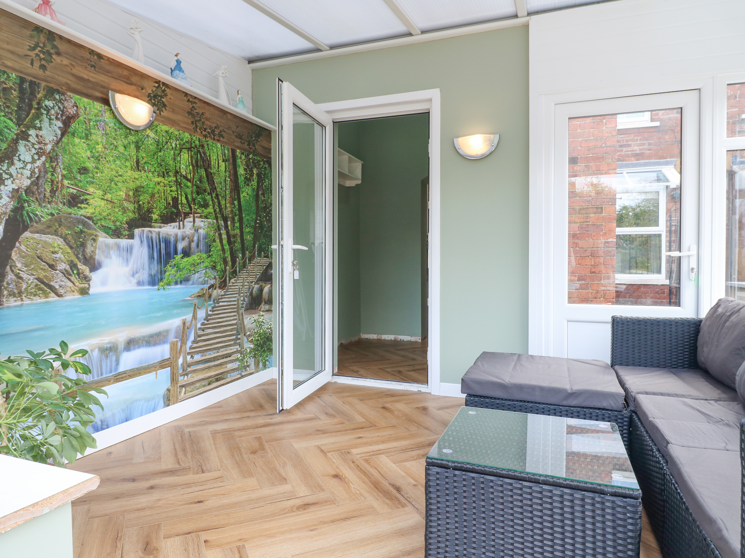 Holiday cottage in Chesterfield, Derbyshire - Photo 6