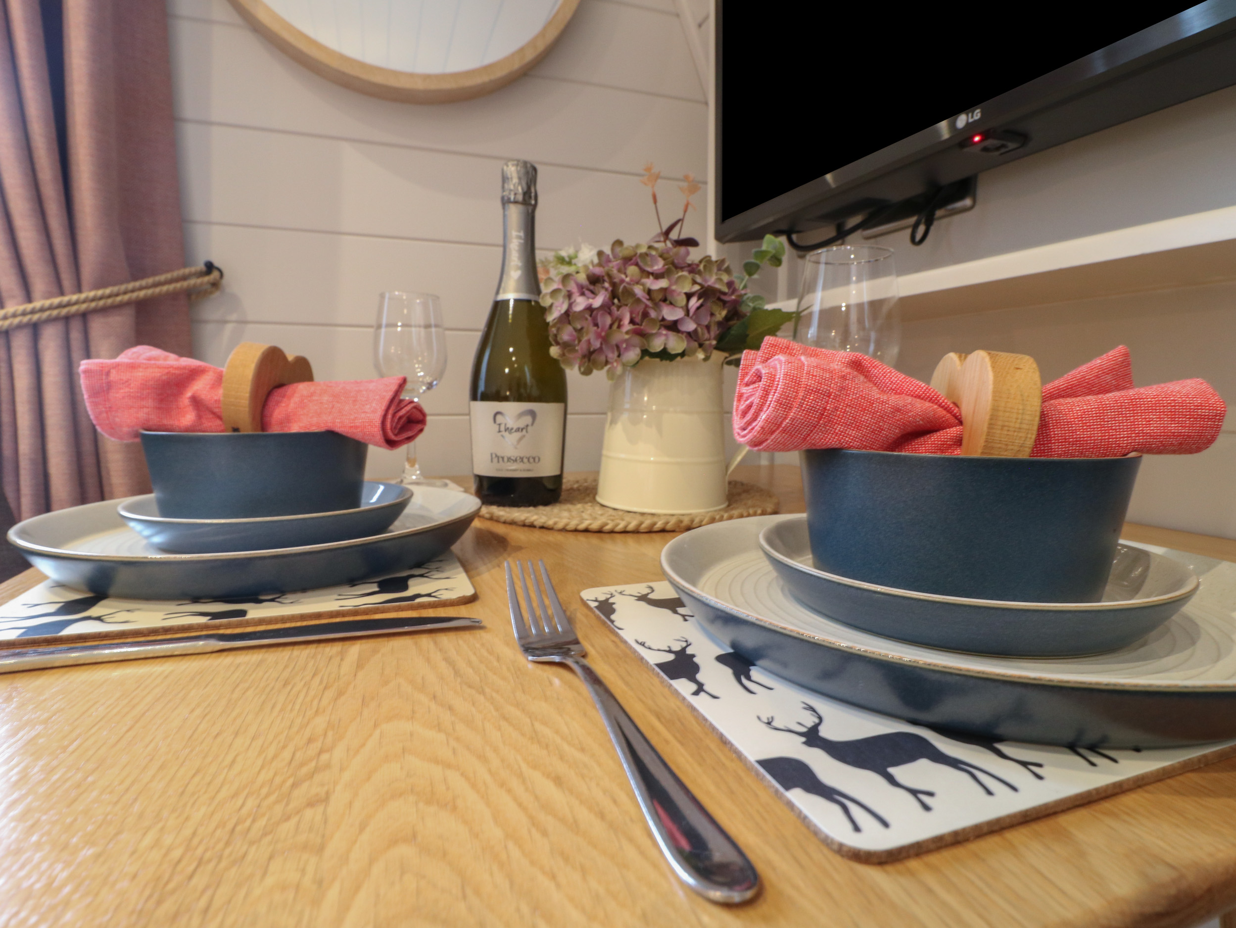Holiday cottage in Ashbourne, Derbyshire - Photo 9