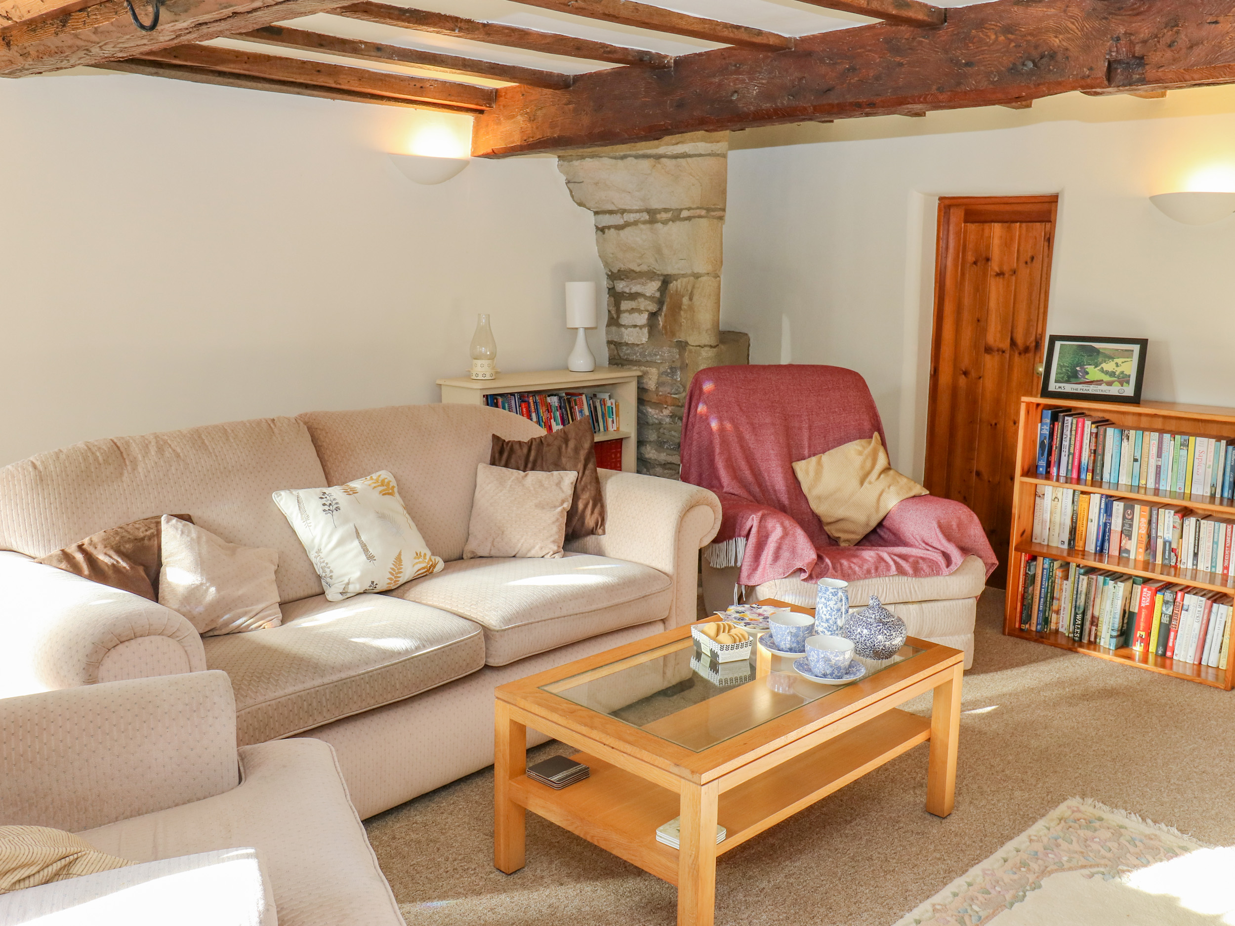 Holiday cottage in Castleton, Derbyshire - Photo 7