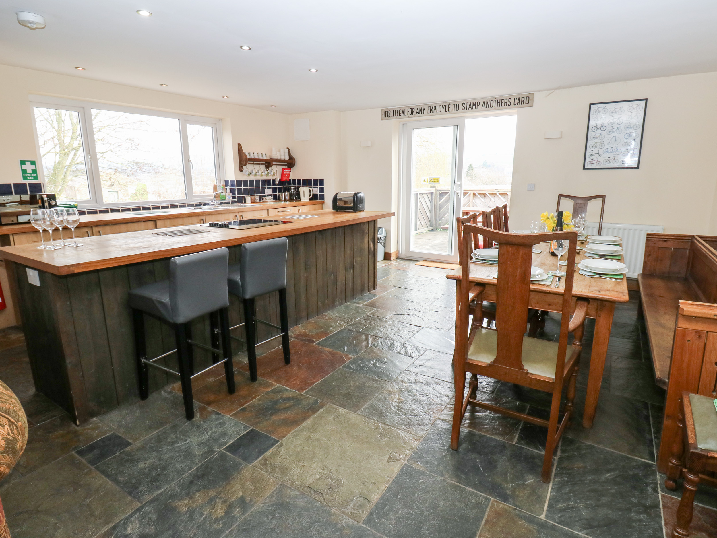 Holiday cottage in New Mills, Derbyshire - Photo 8
