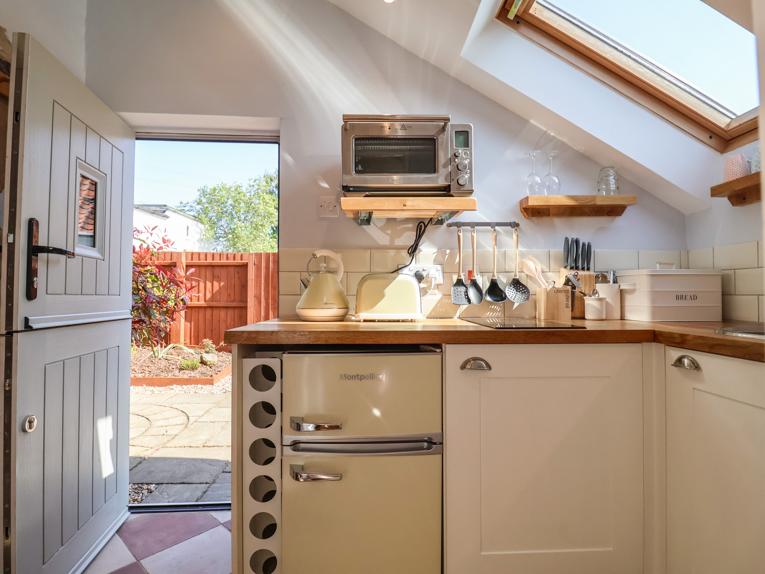 Holiday cottage in Snape, Suffolk - Photo 2