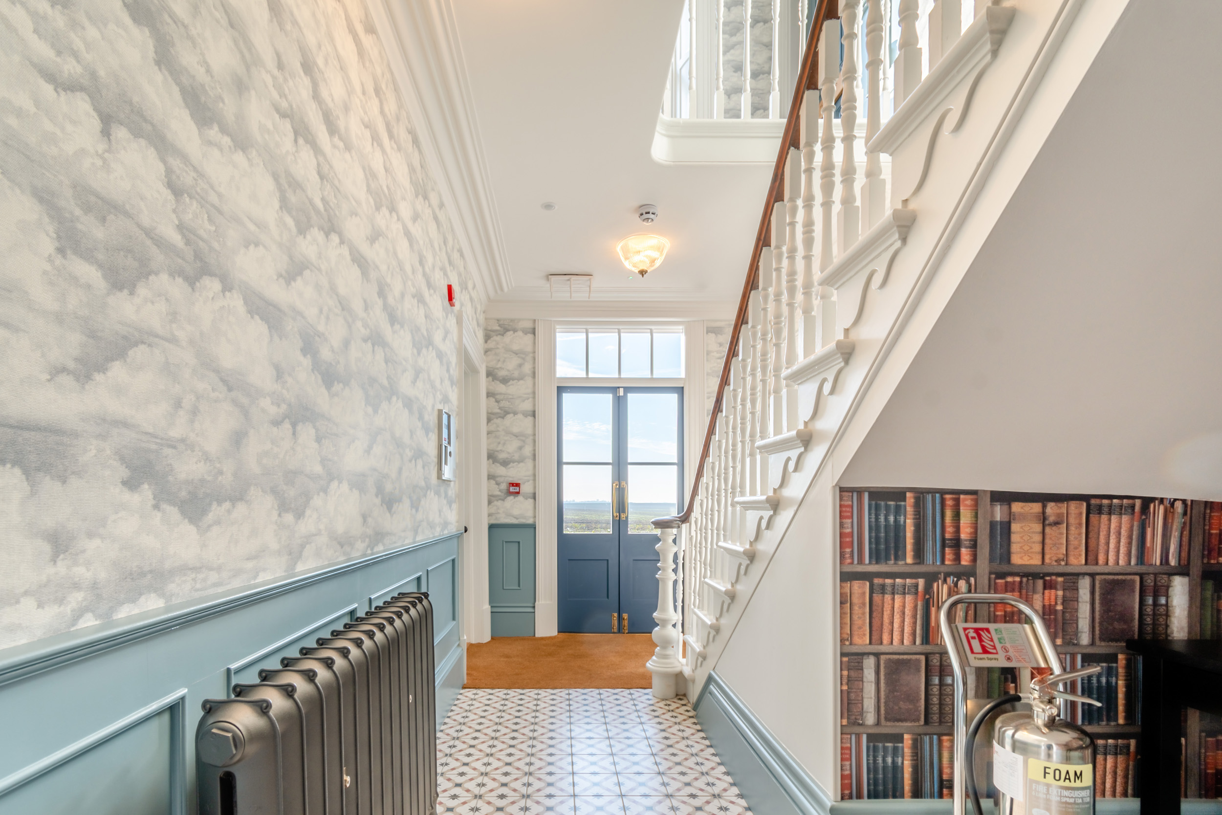 Carlton Manor - Sleeps 22