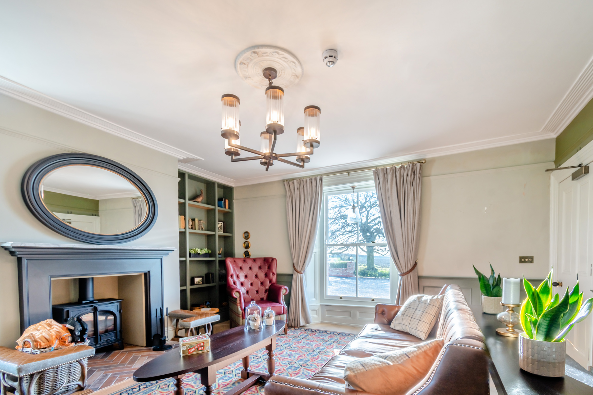 Carlton Manor - Sleeps 22