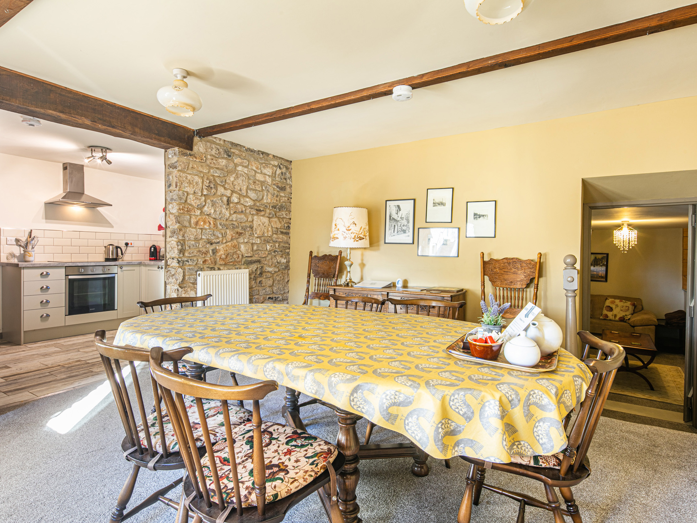 Holiday cottage in Bakewell, Derbyshire - Photo 6