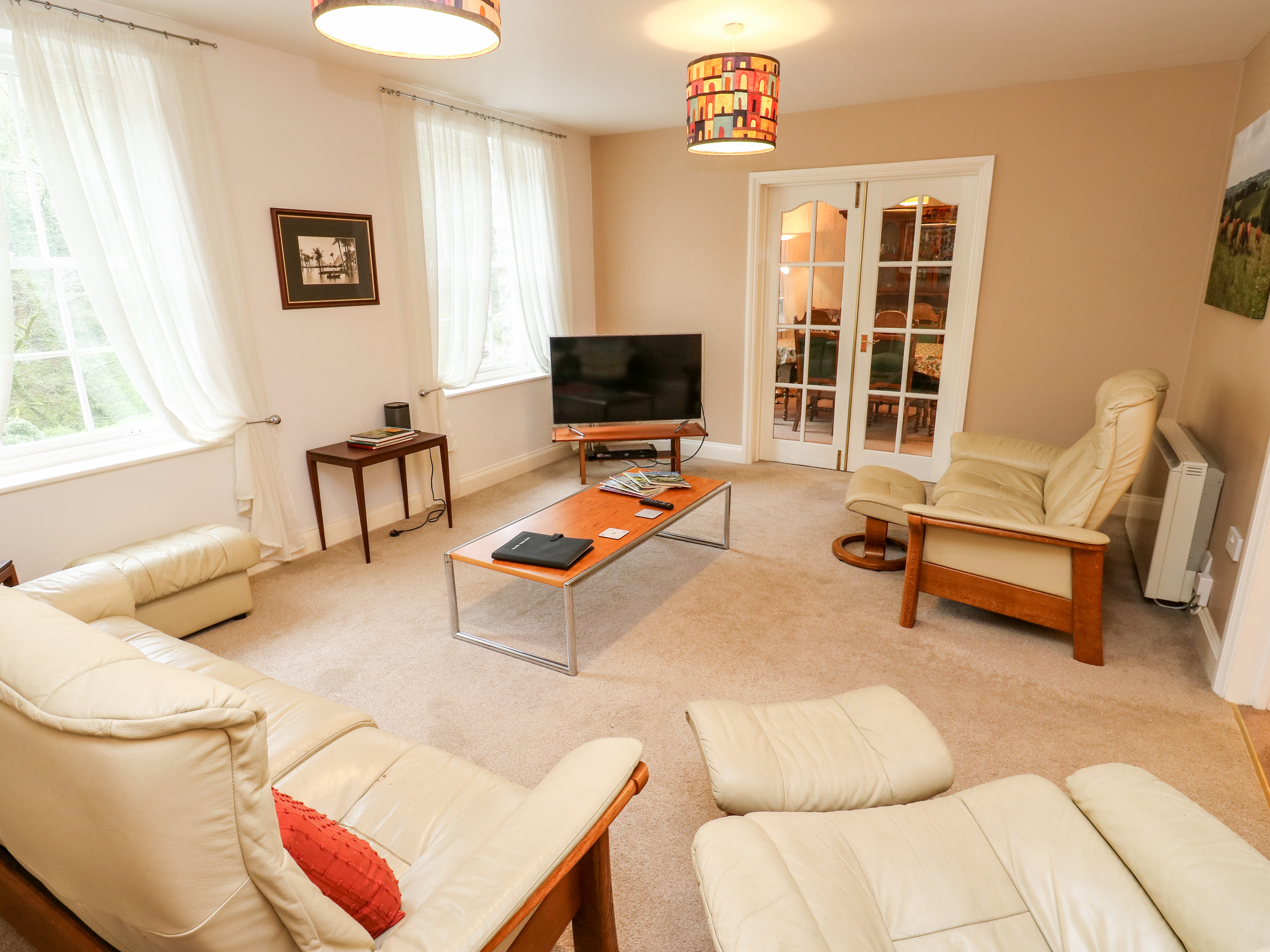 Holiday cottage in Great Longstone, Derbyshire - Photo 4