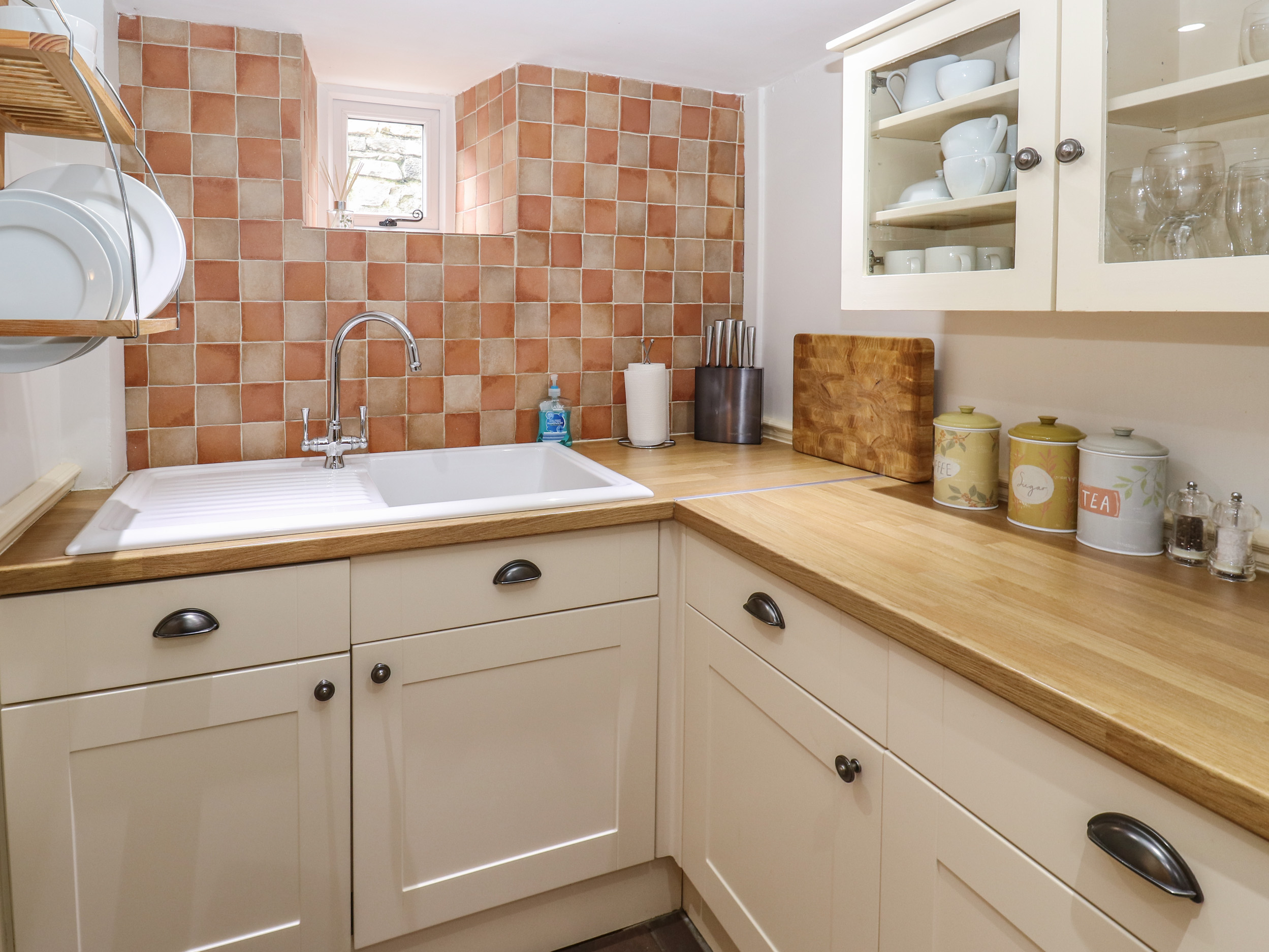 Holiday cottage in Great Longstone, Derbyshire - Photo 10