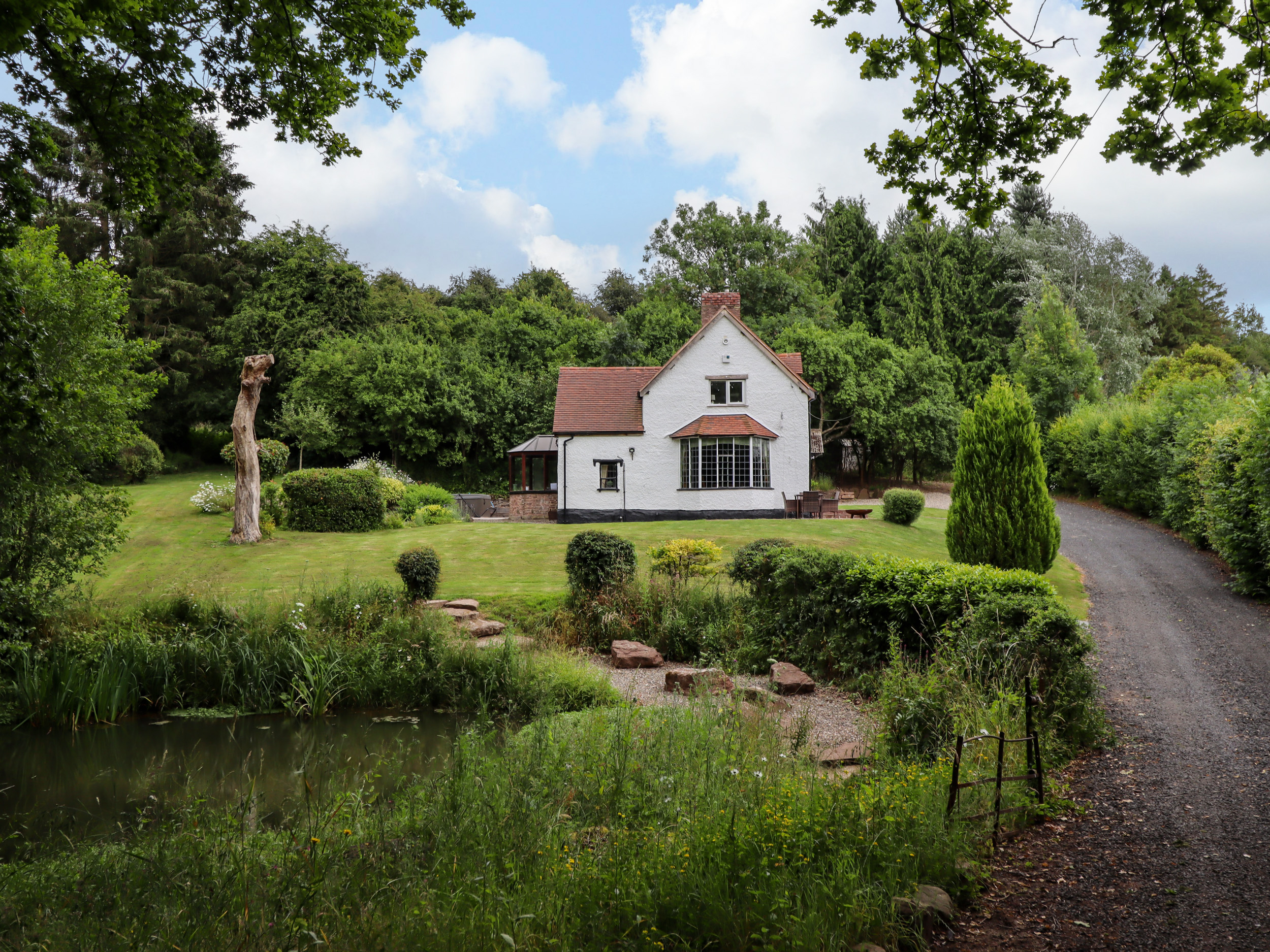 Grove Cottage - Sleeps 4