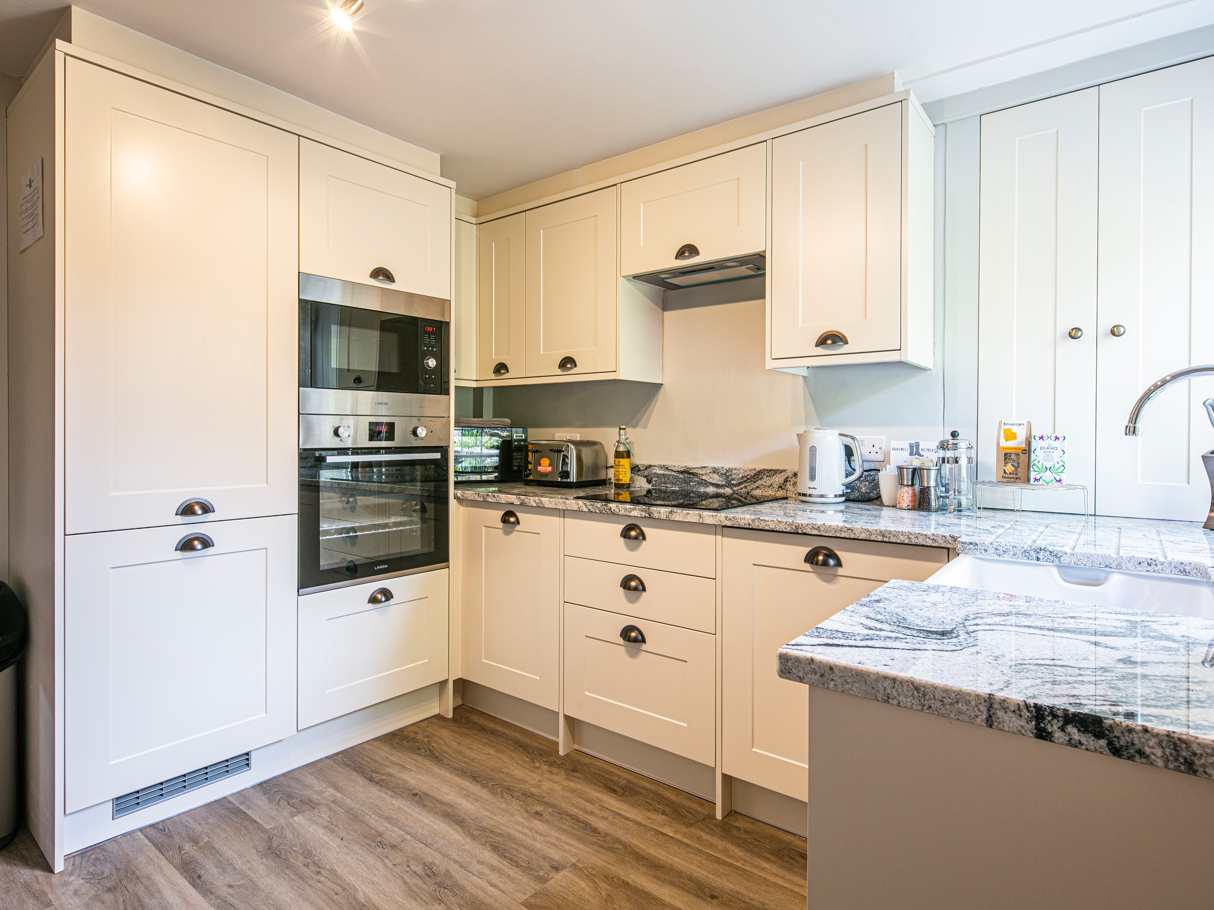 Holiday cottage in Bakewell, Derbyshire - Photo 9