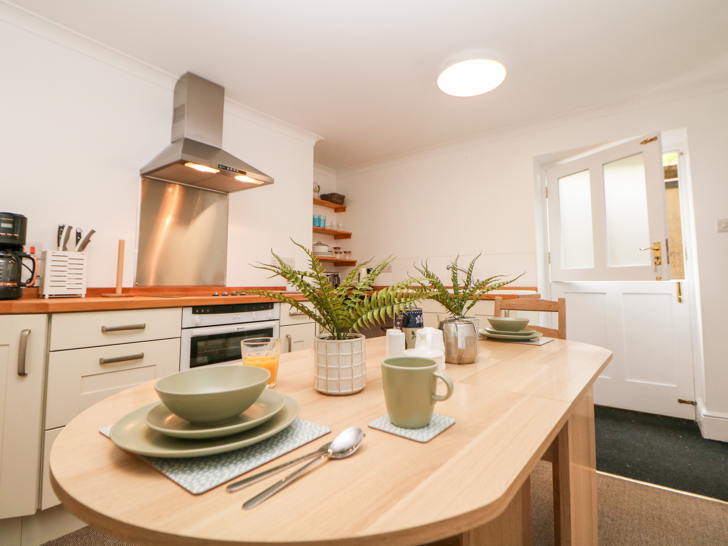 Holiday cottage in Buxton, Derbyshire - Photo 8