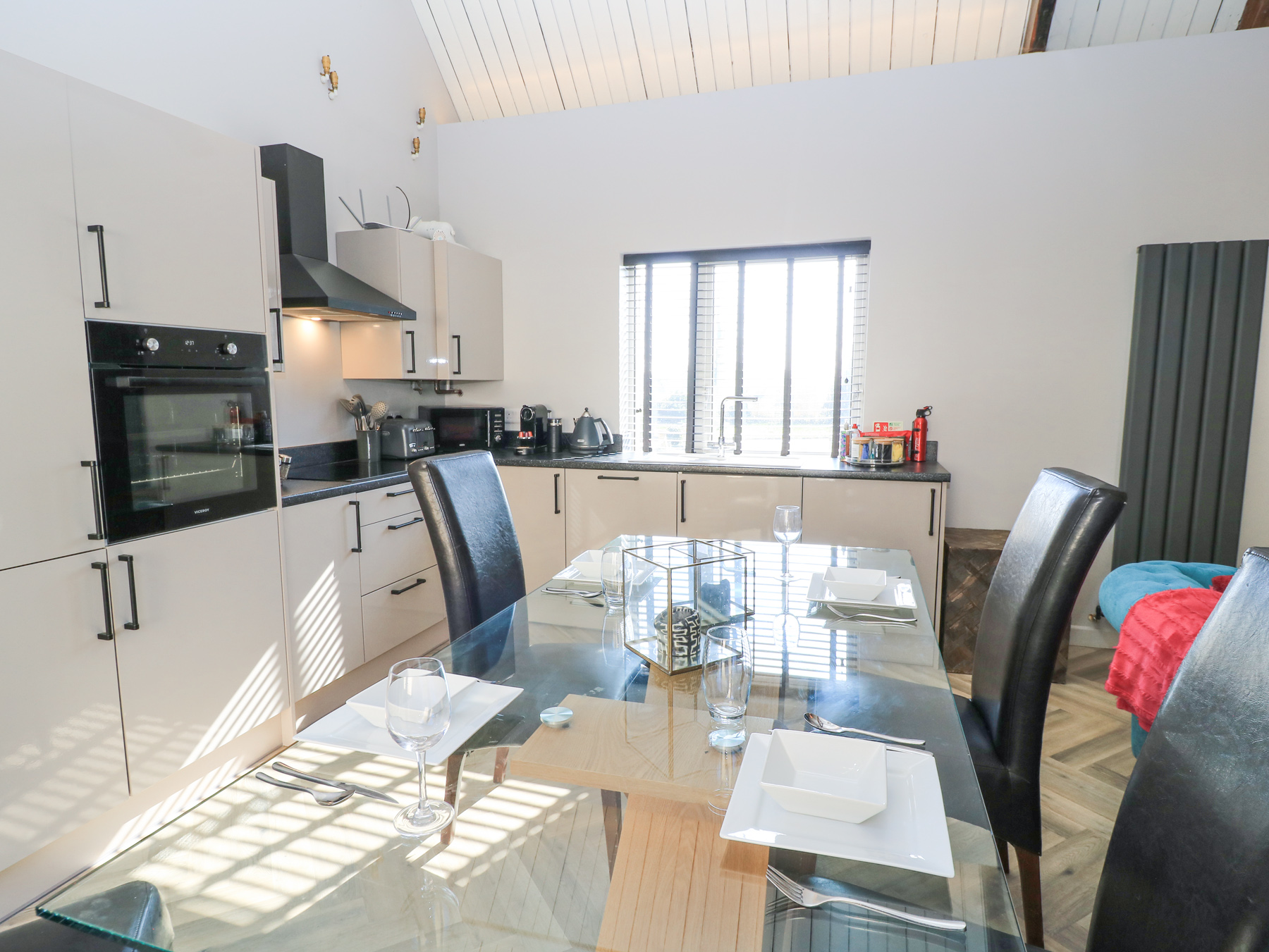 Holiday cottage in Crudwell, Wiltshire - Photo 5