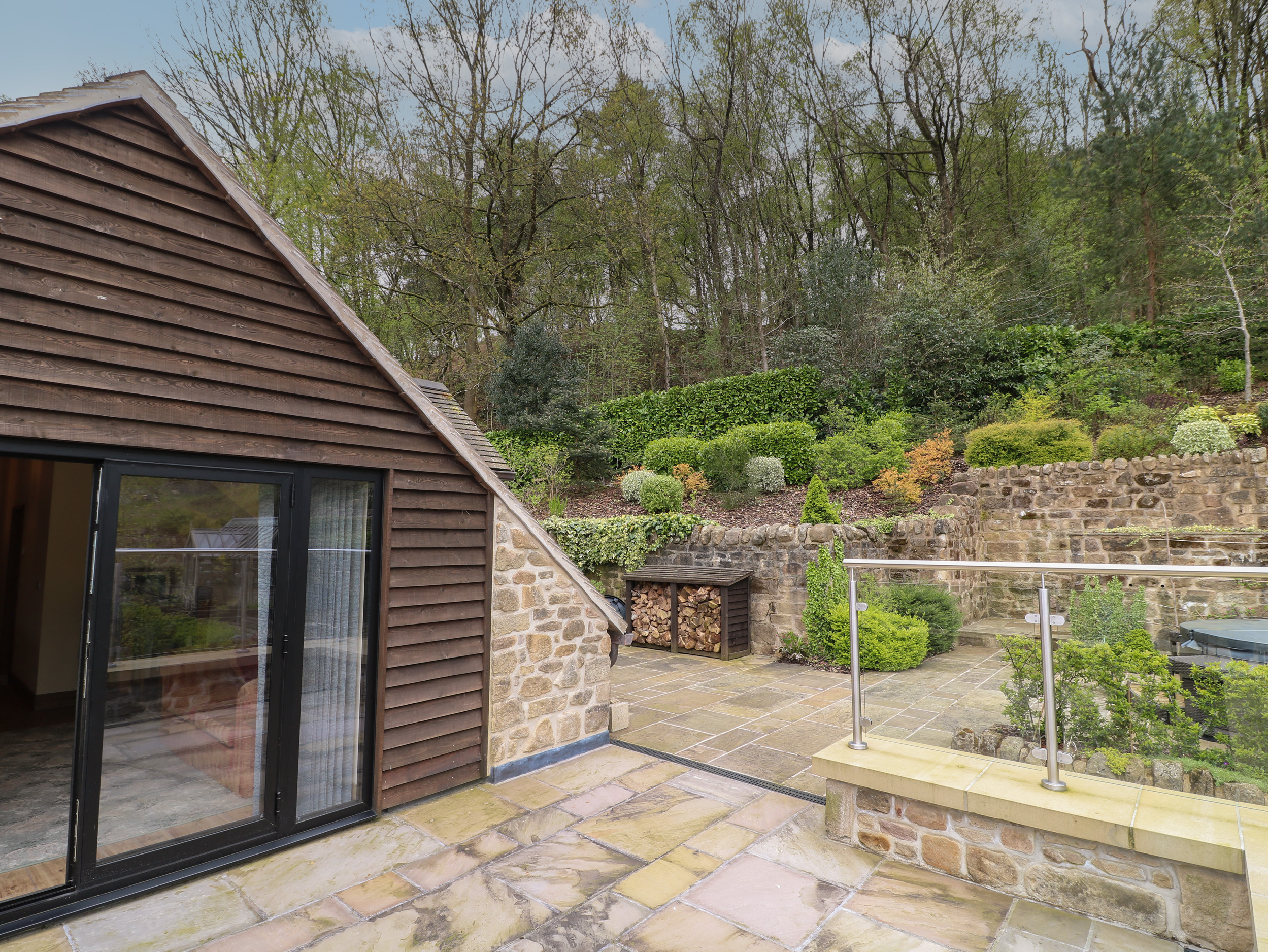 Holiday cottage in Heage, Derbyshire - Photo 2