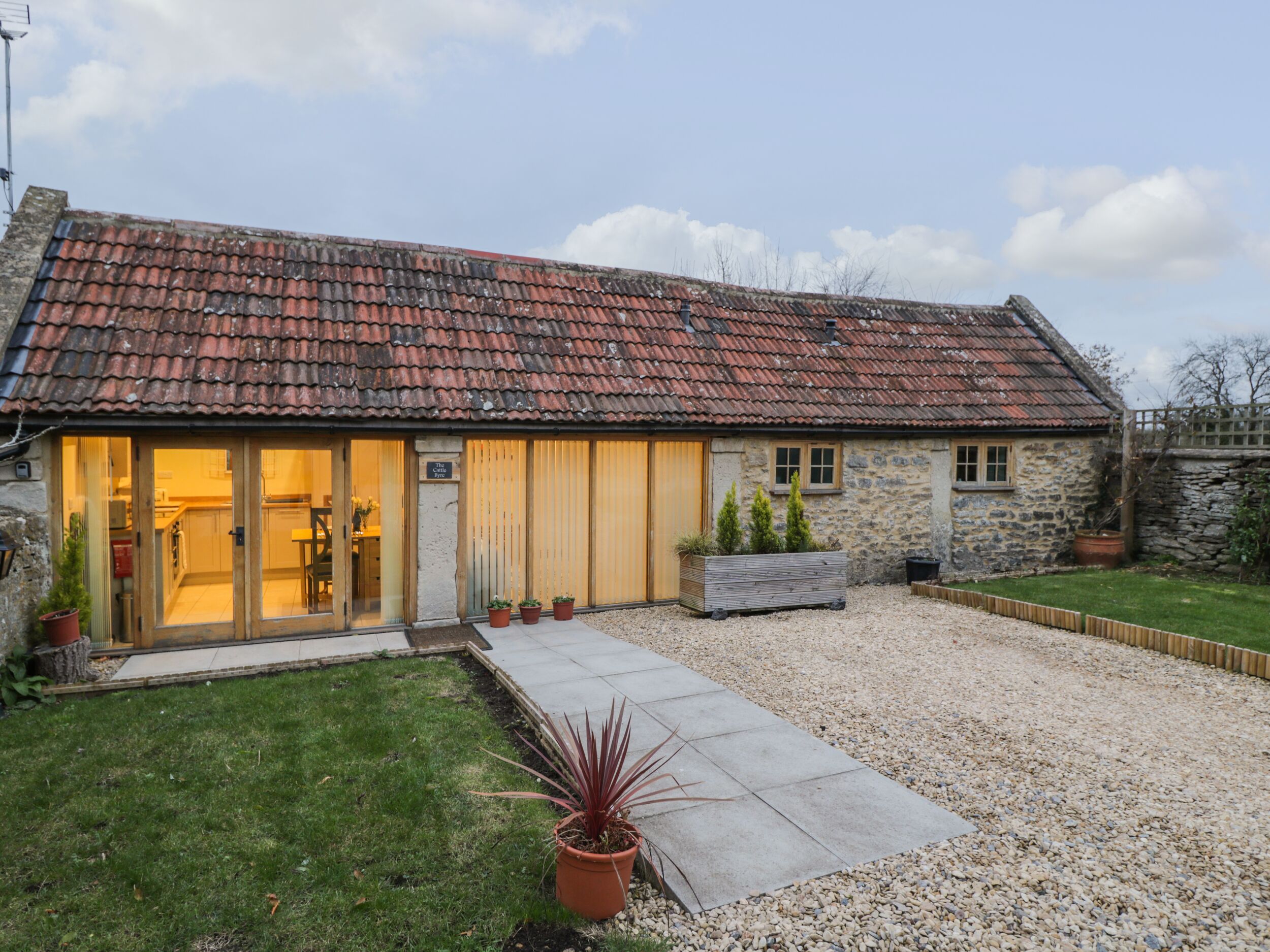 Holiday cottage, Corsham (The Cattle Byre)