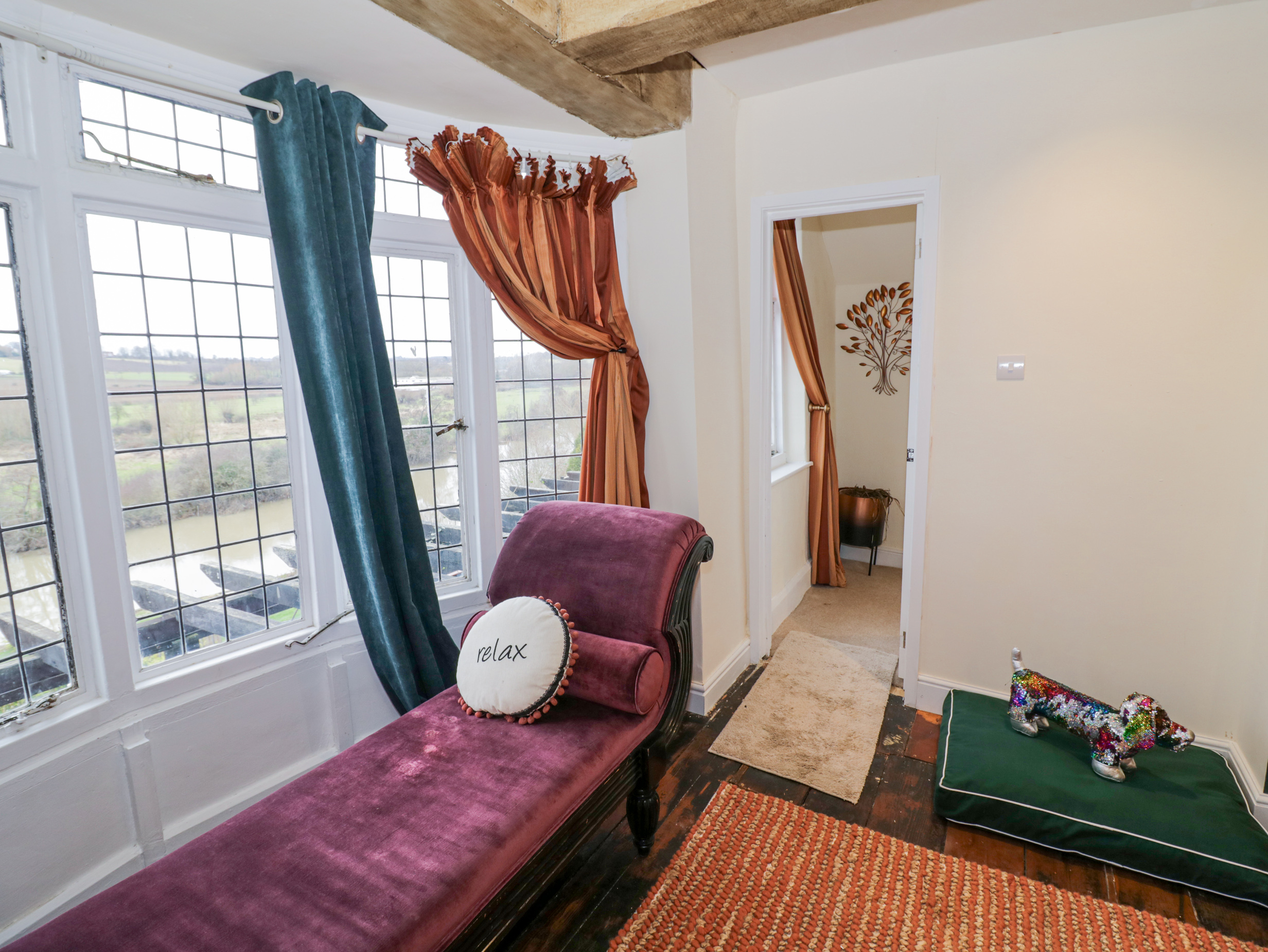Holiday cottage in Evesham, Worcestershire - Photo 7