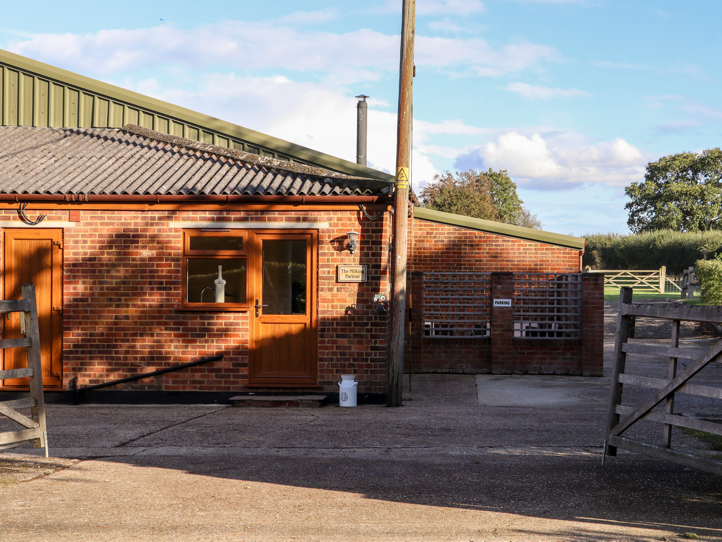 Holiday cottage, Cranbrook (The Milking Parlour)