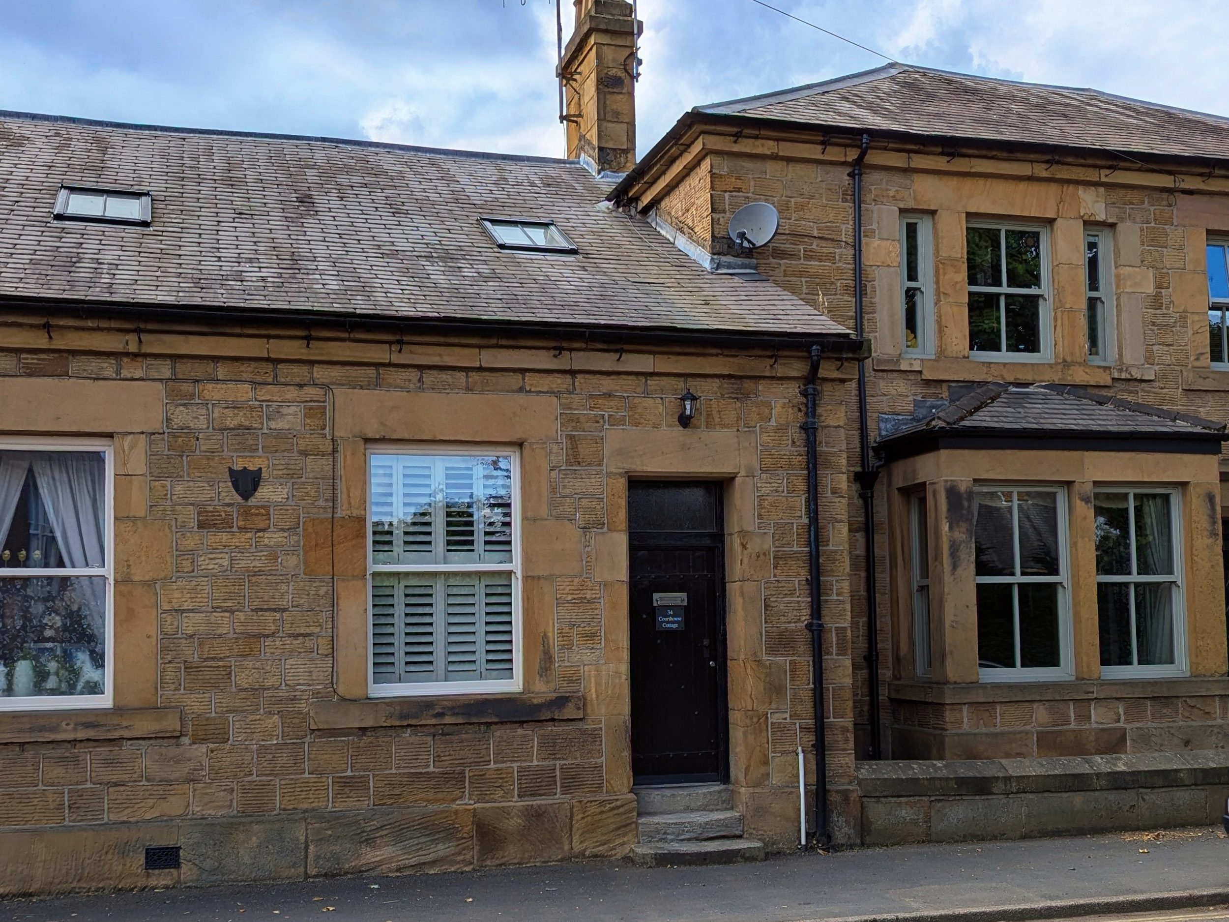 Holiday cottage in Eckington, Derbyshire - Photo 1