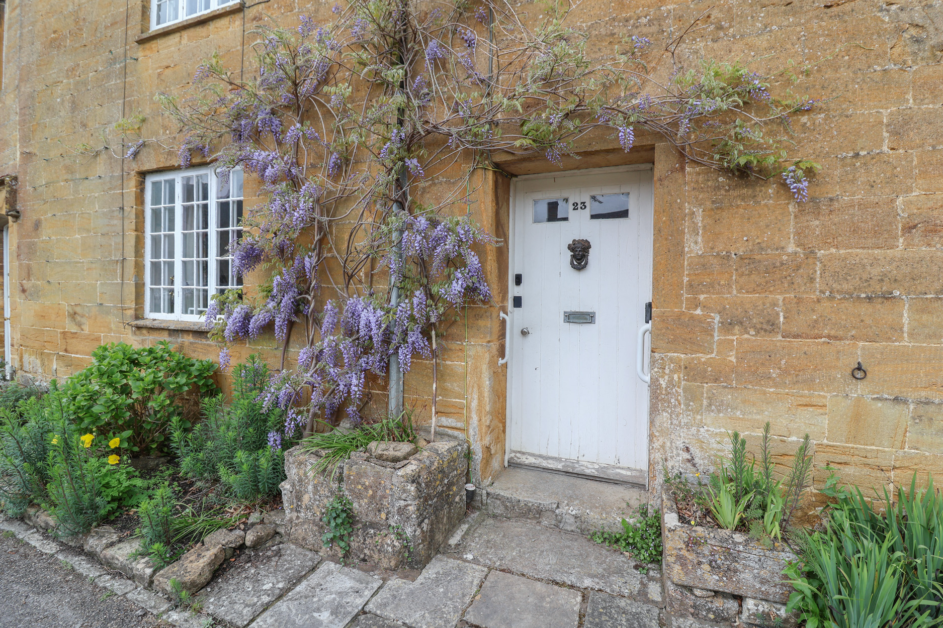 Holiday cottage, Montacute (Two Towers Cottage)