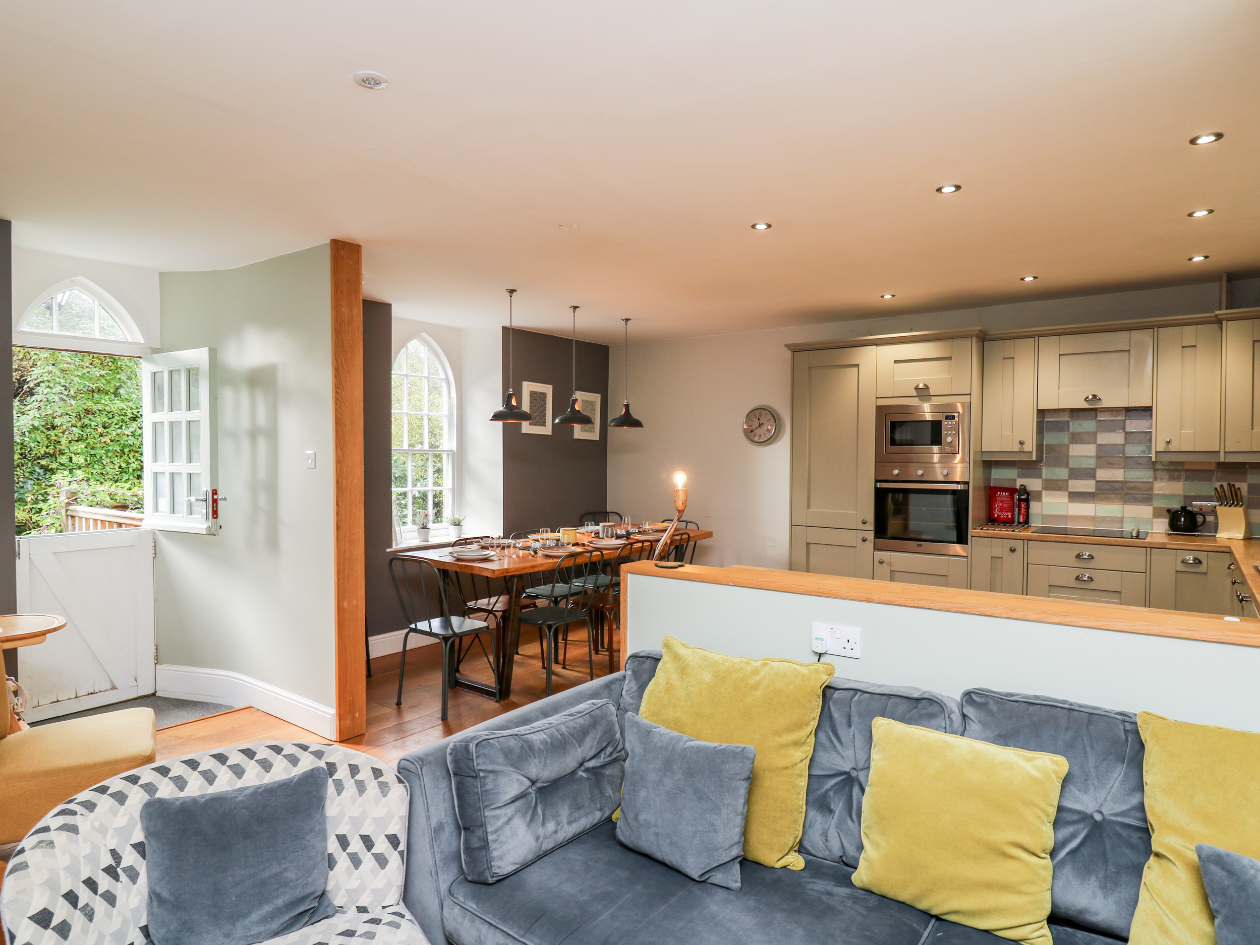 Upper Vestry - Sleeps 10