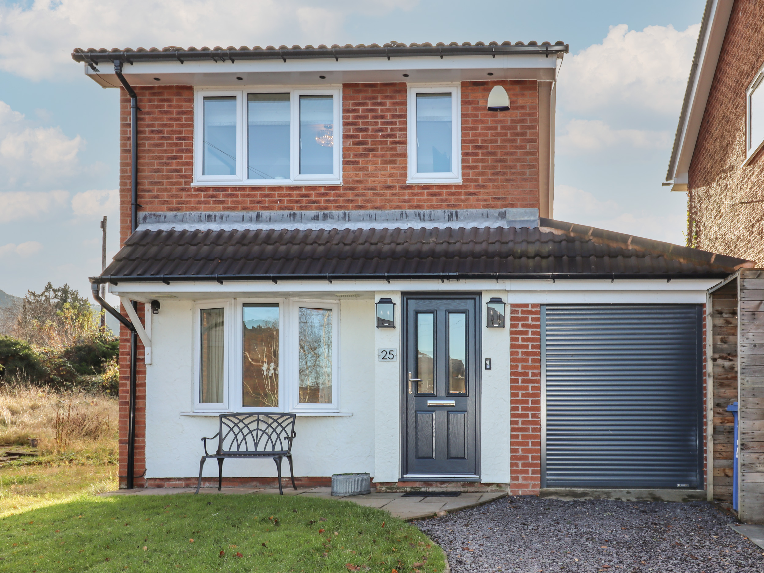 Holiday cottage, Llangollen (25 Maes Collen)