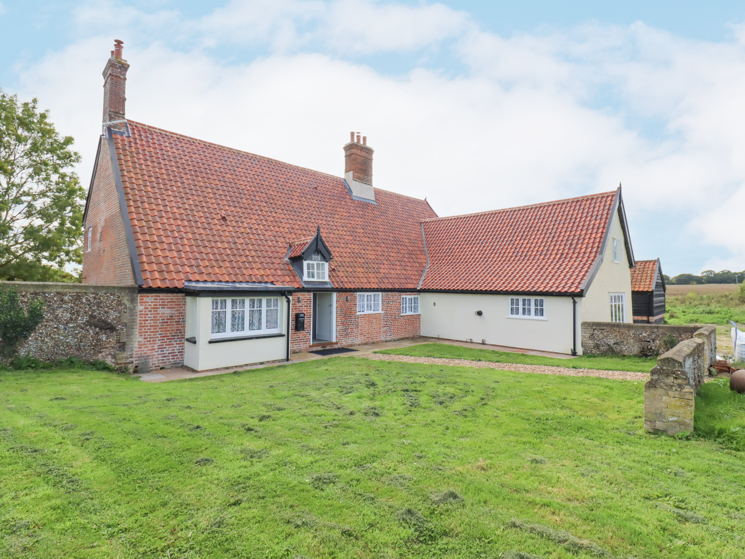 Holiday cottage, Leiston (West House Farm)