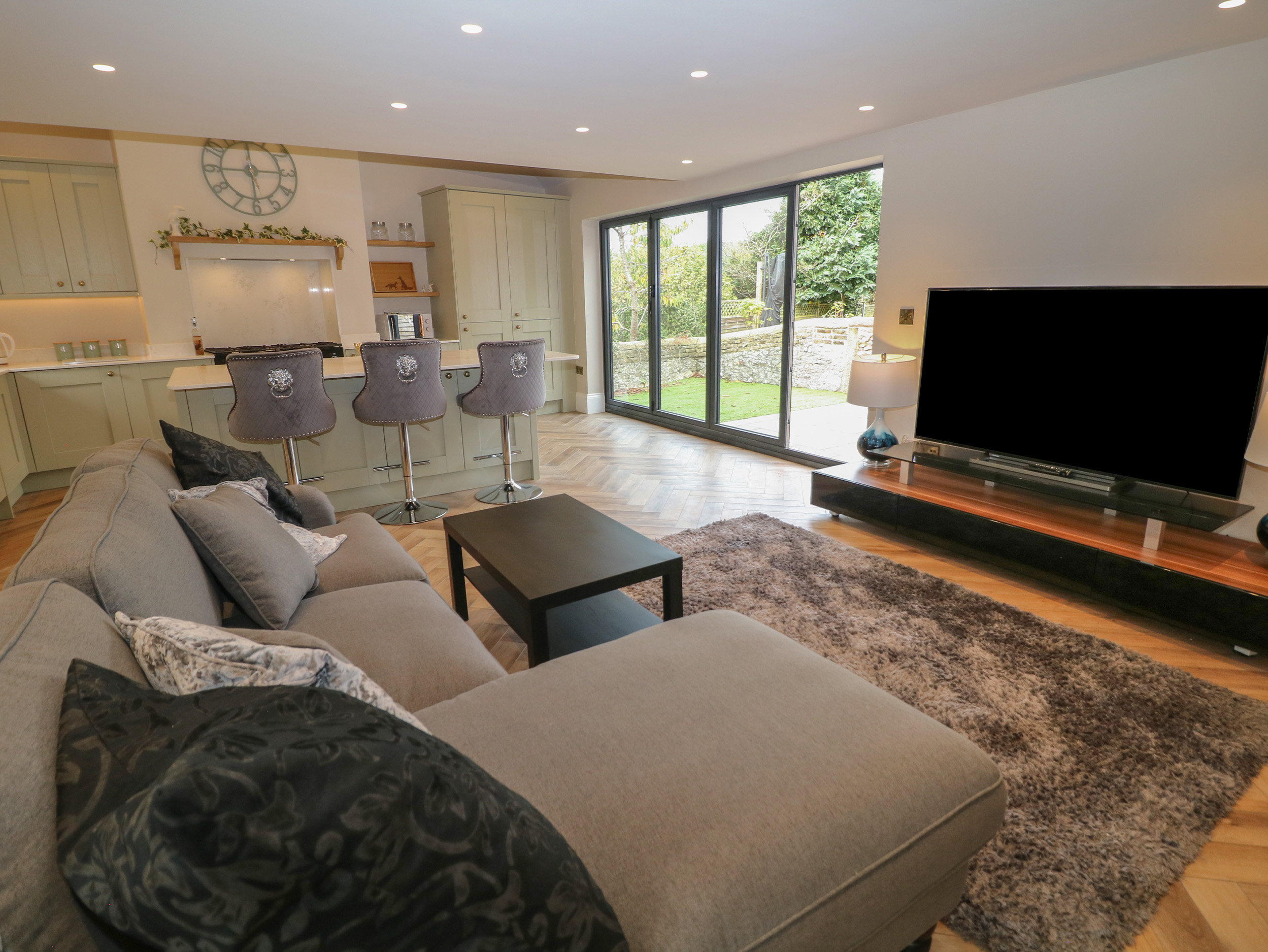 Holiday cottage in Buxton, Derbyshire - Photo 4
