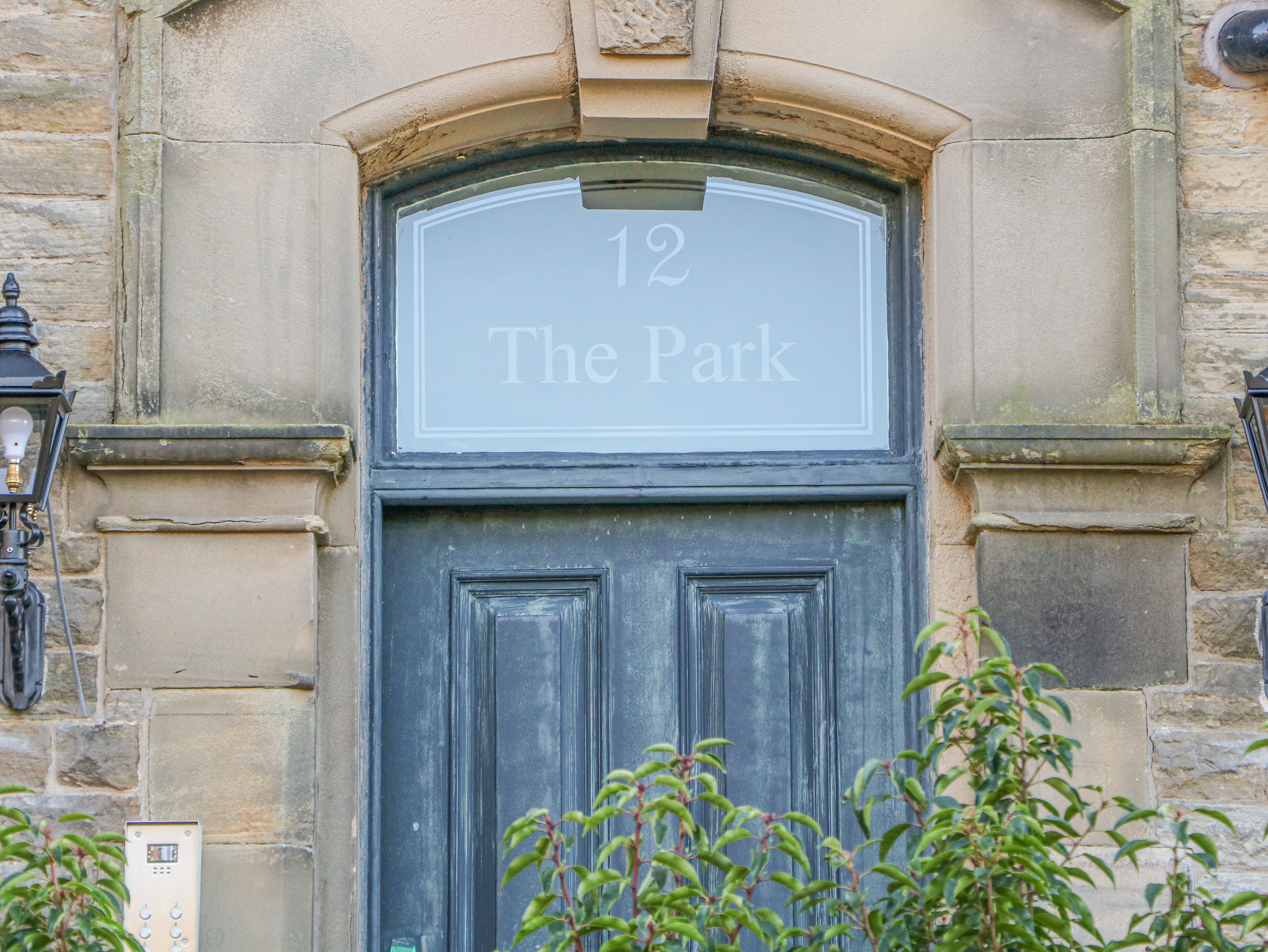 Holiday cottage in Buxton, Derbyshire - Photo 2