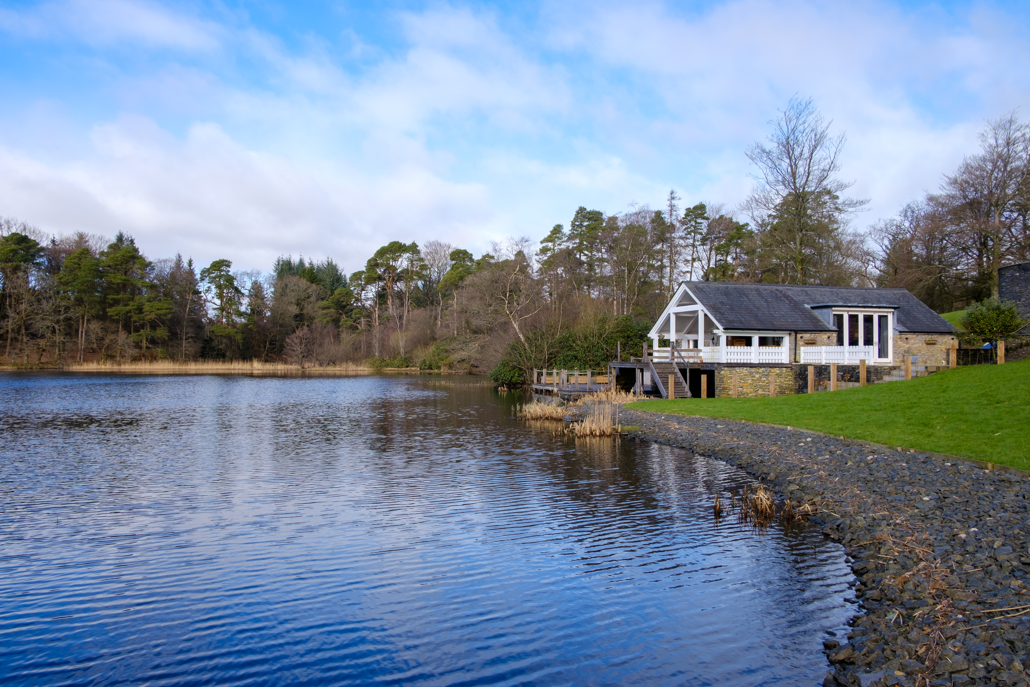 Lilymere Boat House - Sleeps 2