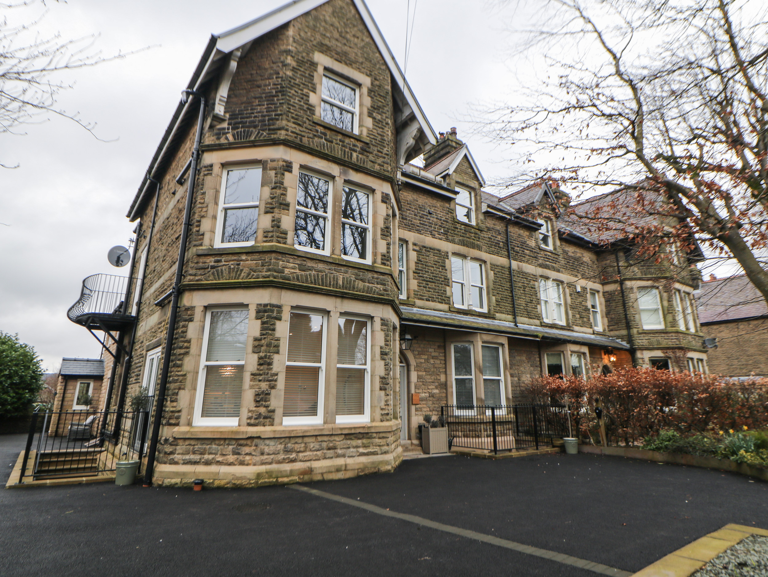 Holiday cottage in Buxton, Derbyshire - Photo 1