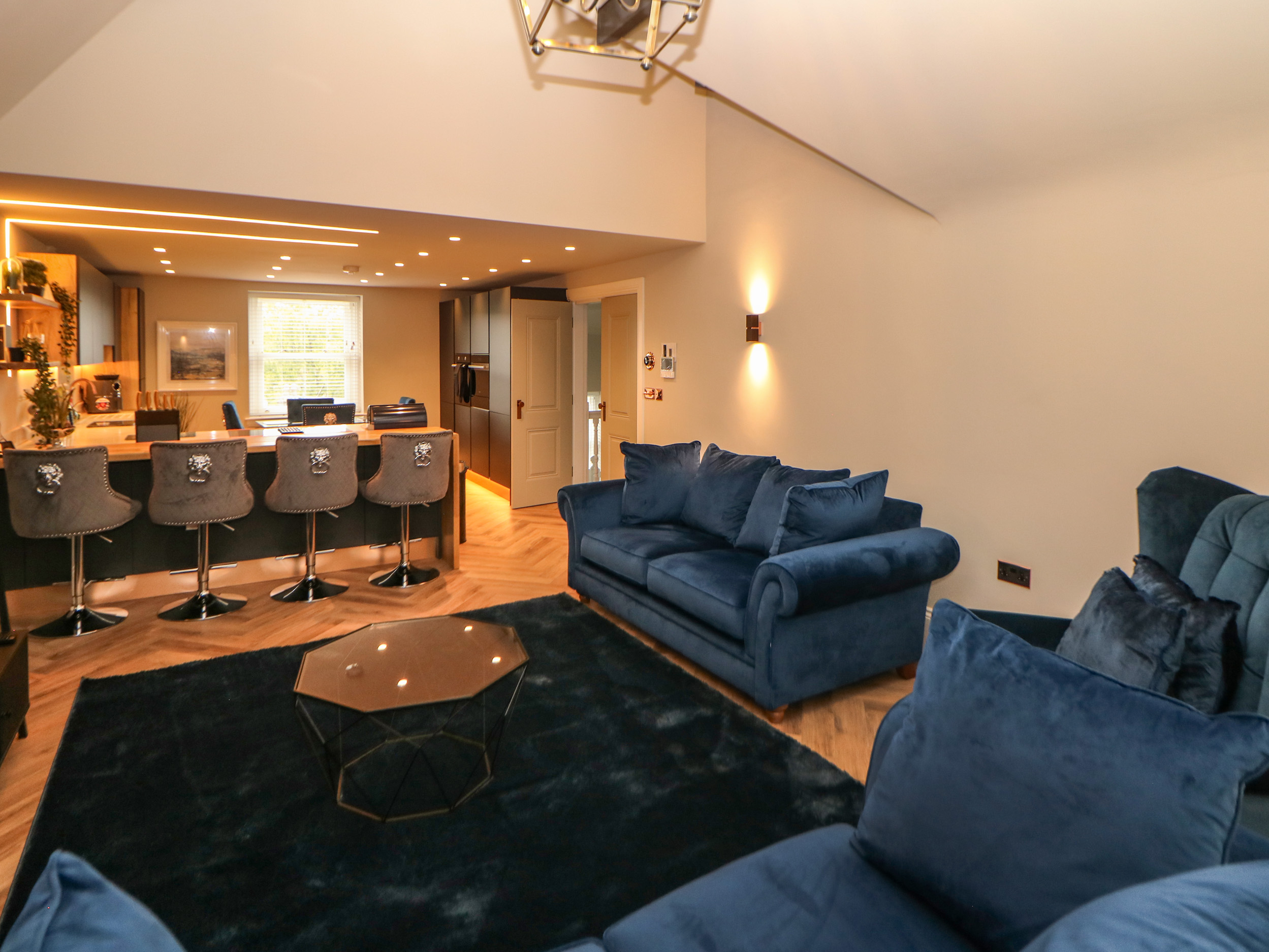 Holiday cottage in Buxton, Derbyshire - Photo 6