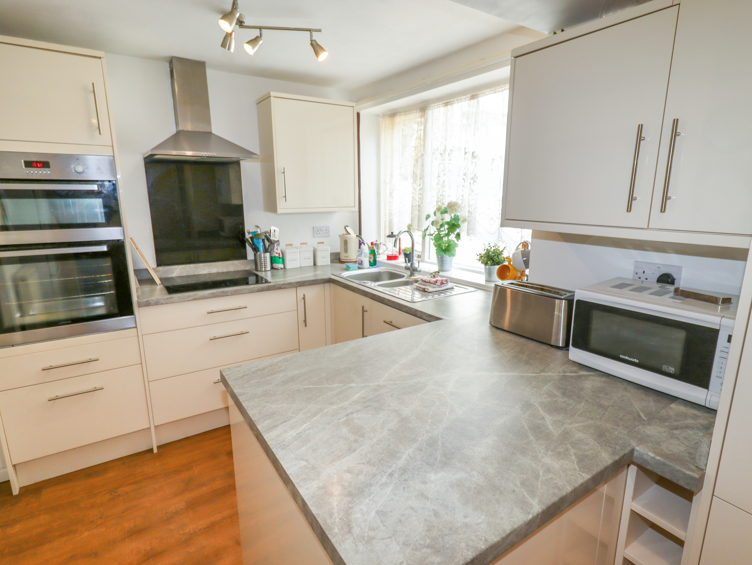 Holiday cottage in Buxton, Derbyshire - Photo 6