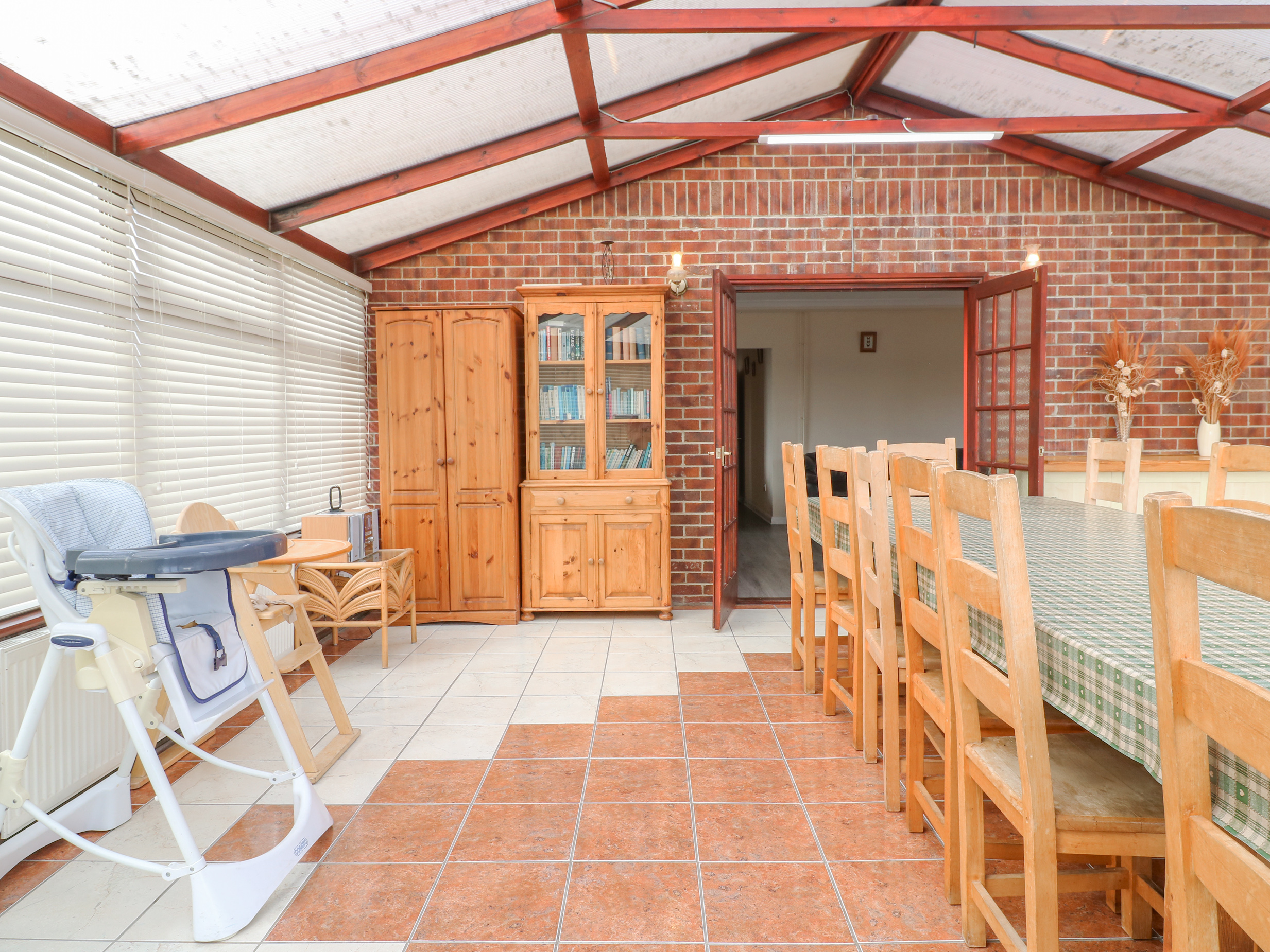 Holiday cottage in Derby, Derbyshire - Photo 10