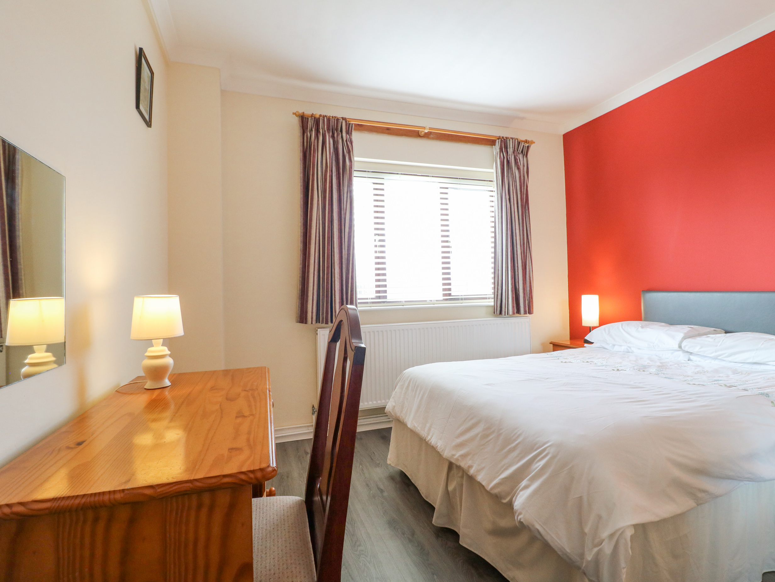 Holiday cottage in Derby, Derbyshire - Photo 11