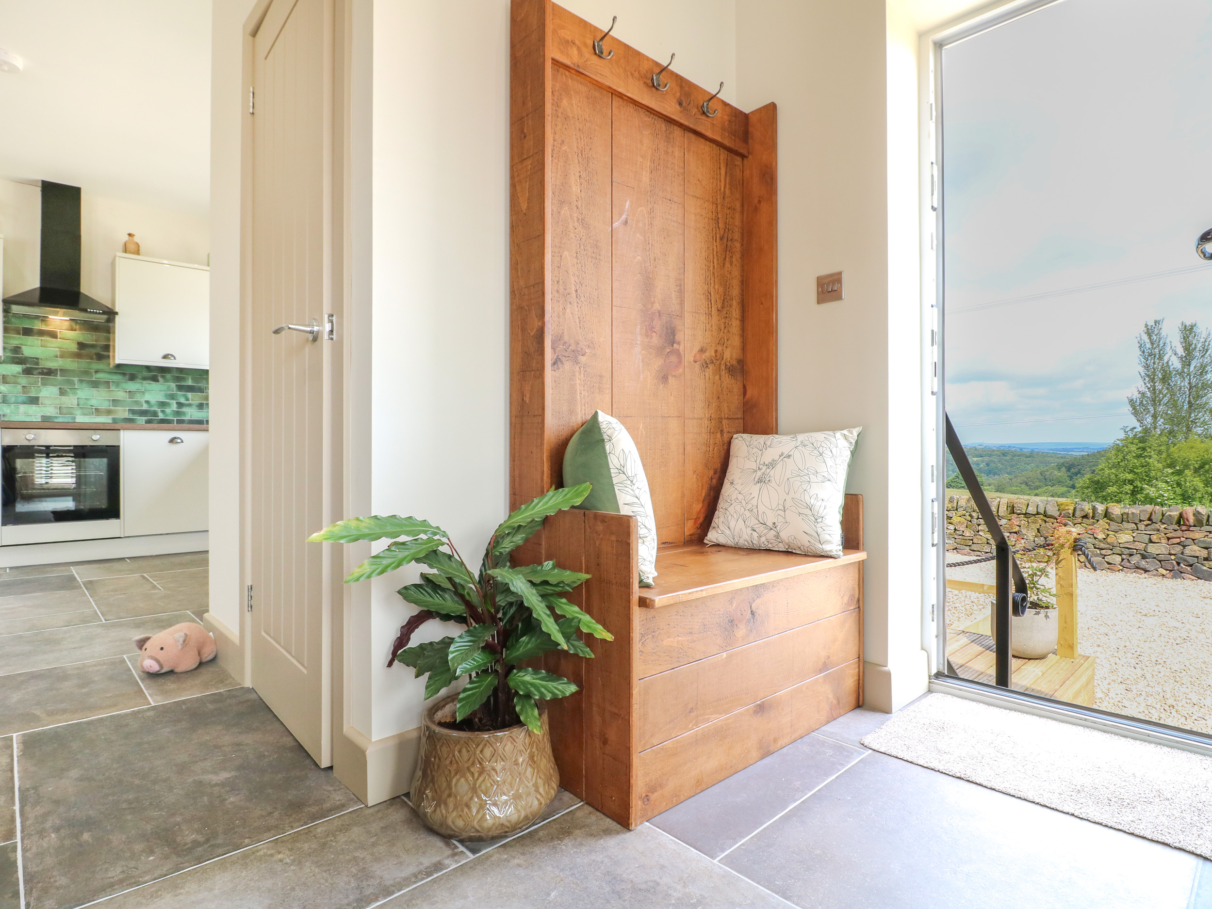 Holiday cottage in Chesterfield, Derbyshire - Photo 2