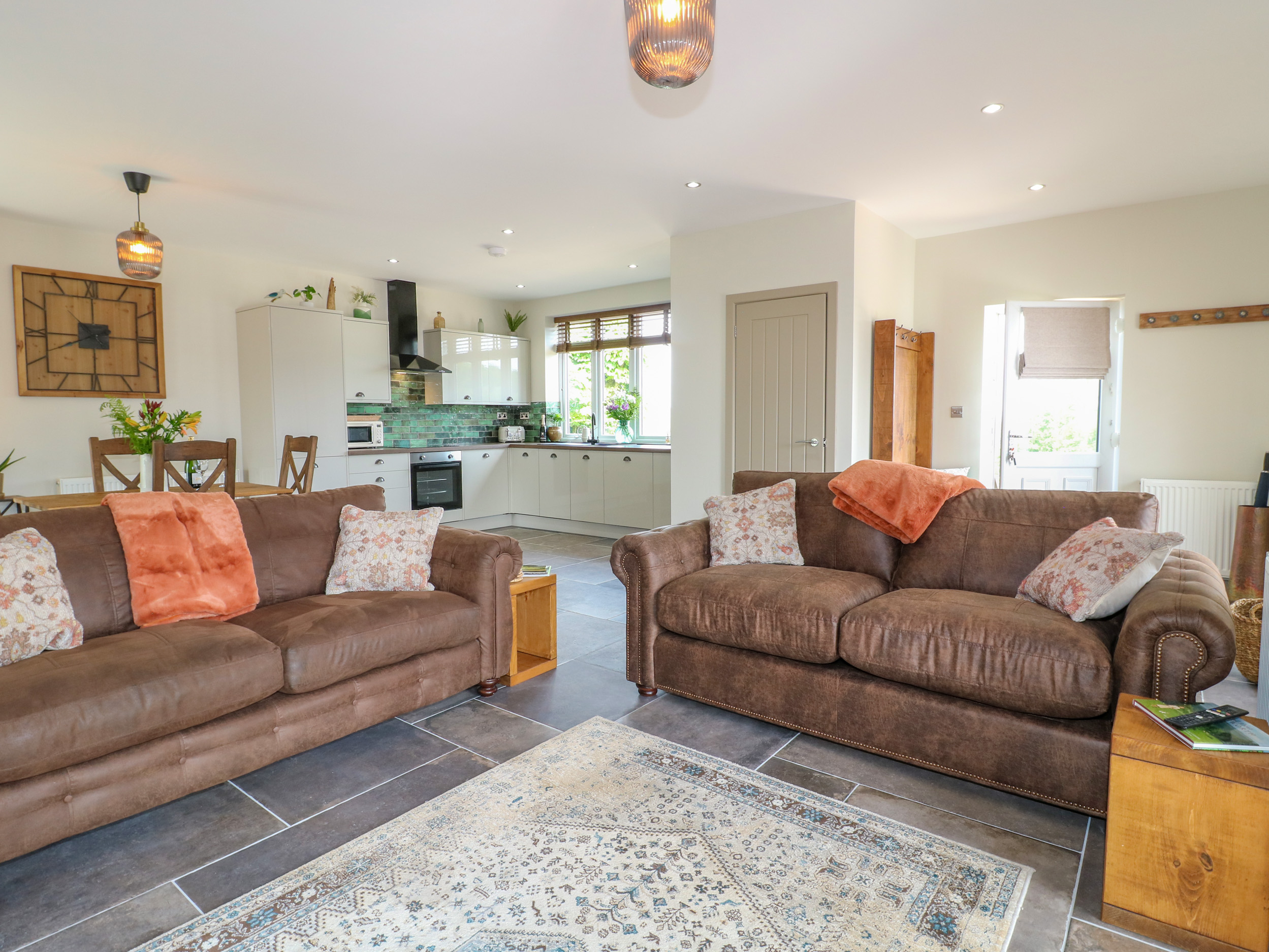 Holiday cottage in Chesterfield, Derbyshire - Photo 3