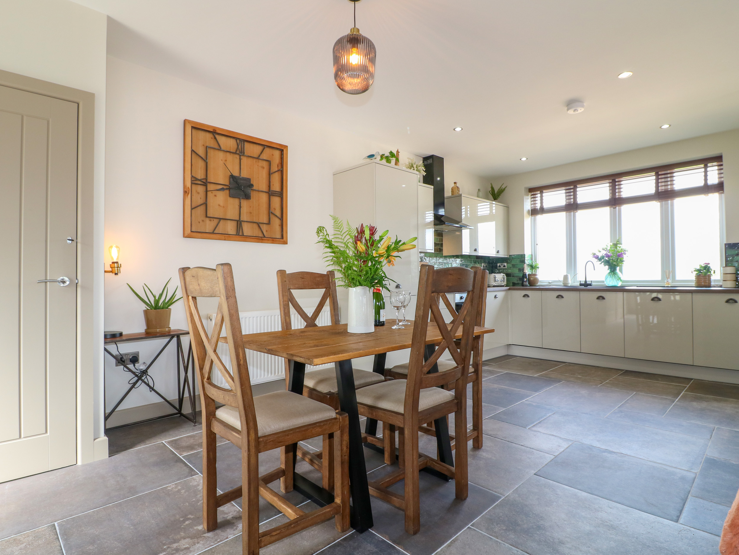 Holiday cottage in Chesterfield, Derbyshire - Photo 11