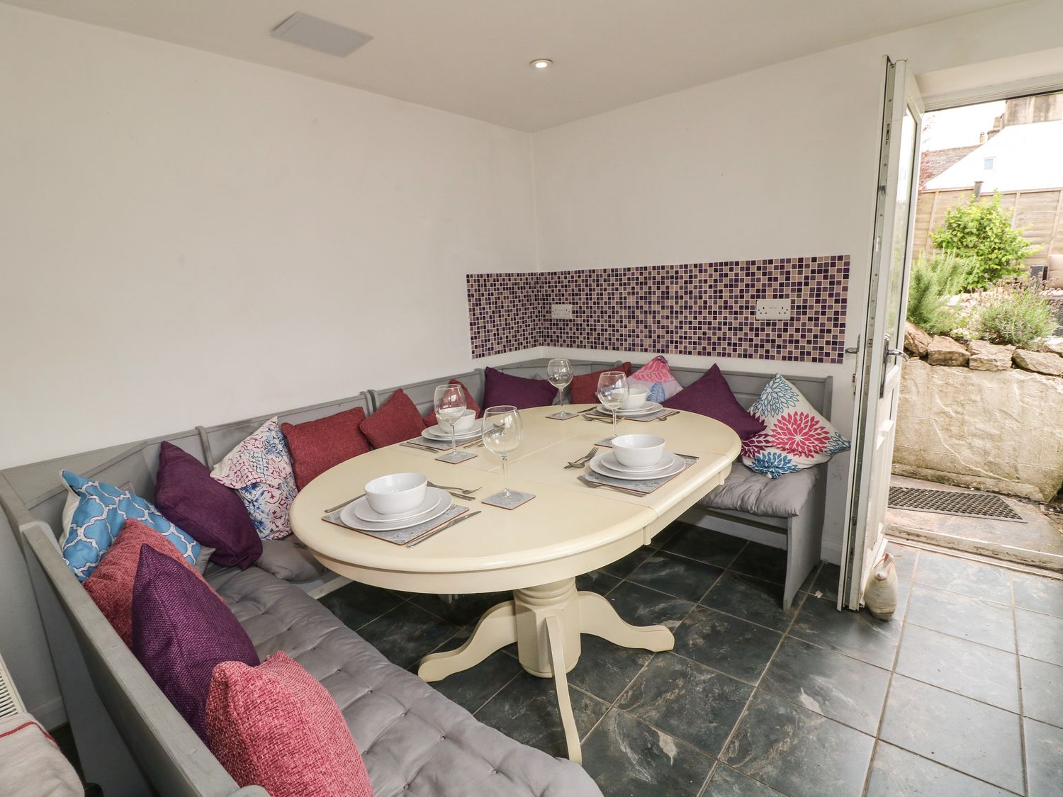 Holiday cottage in Cromford, Derbyshire - Photo 8