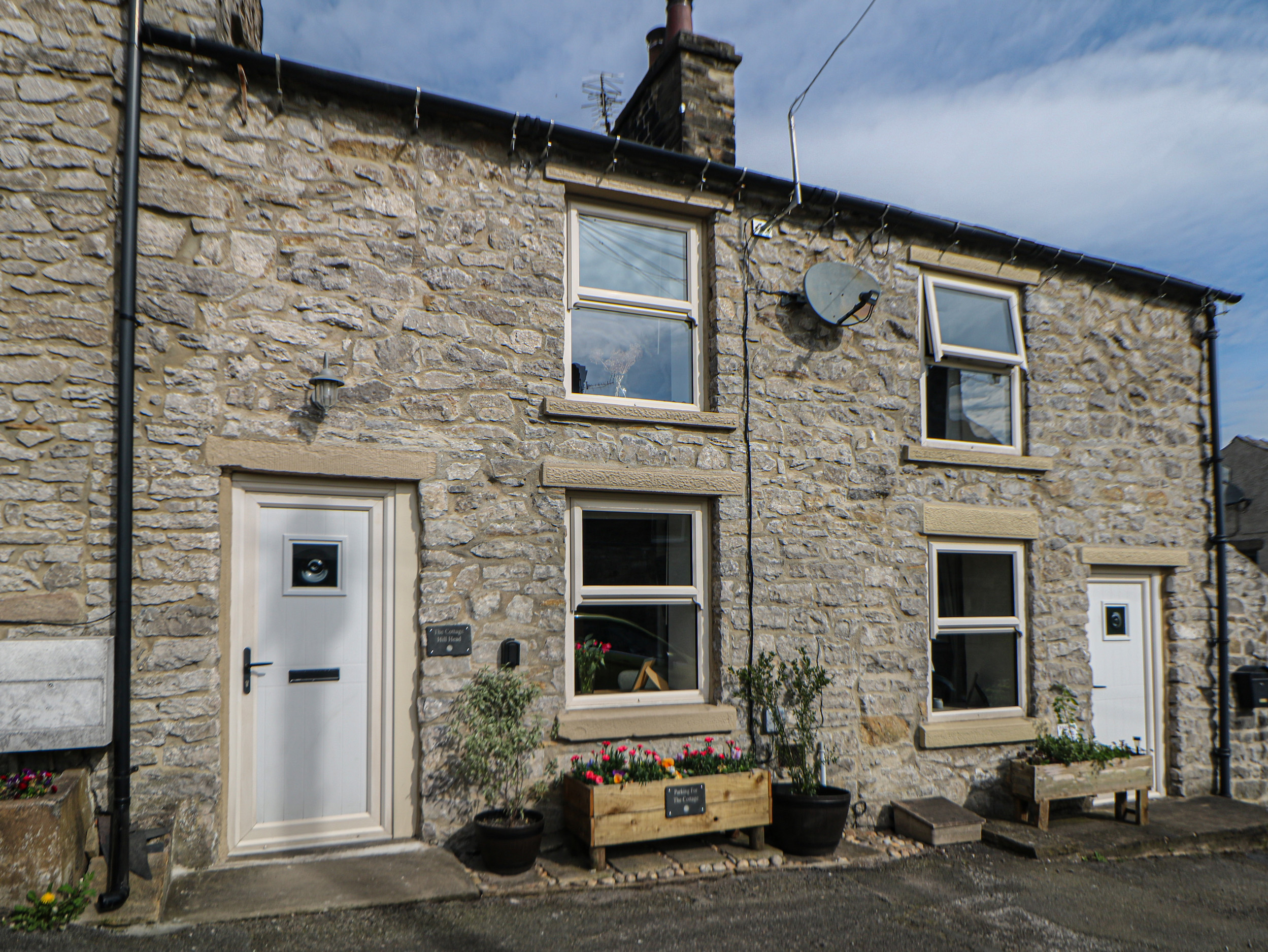 Holiday cottage in Bradwell, Derbyshire - Photo 1