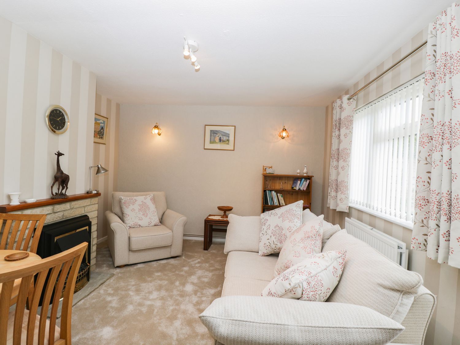 Holiday cottage in Milton-under-Wychwood, Oxfordshire - Photo 3