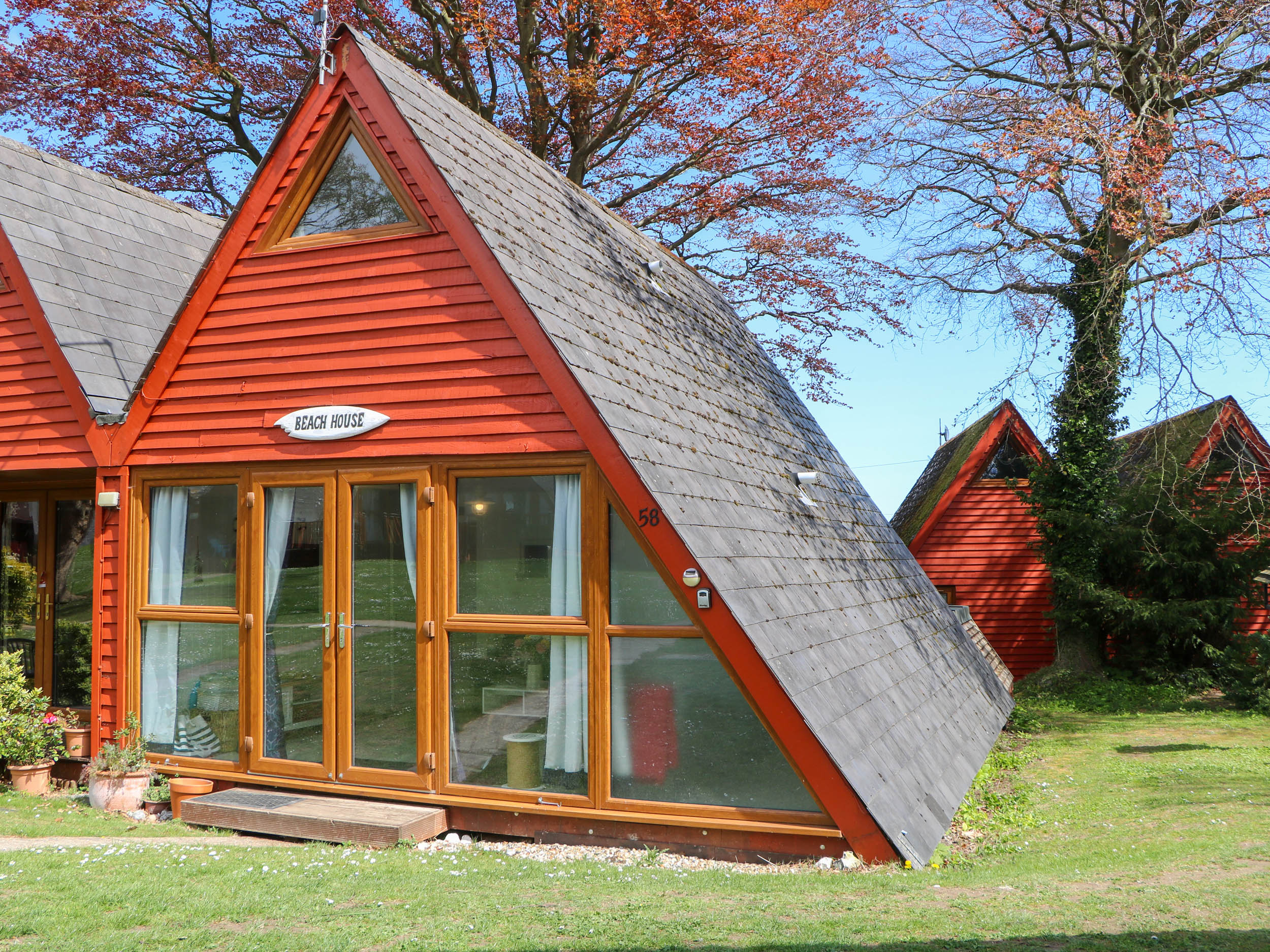 Holiday cottage, Kingsdown (Chalet 58 - The Beach House)
