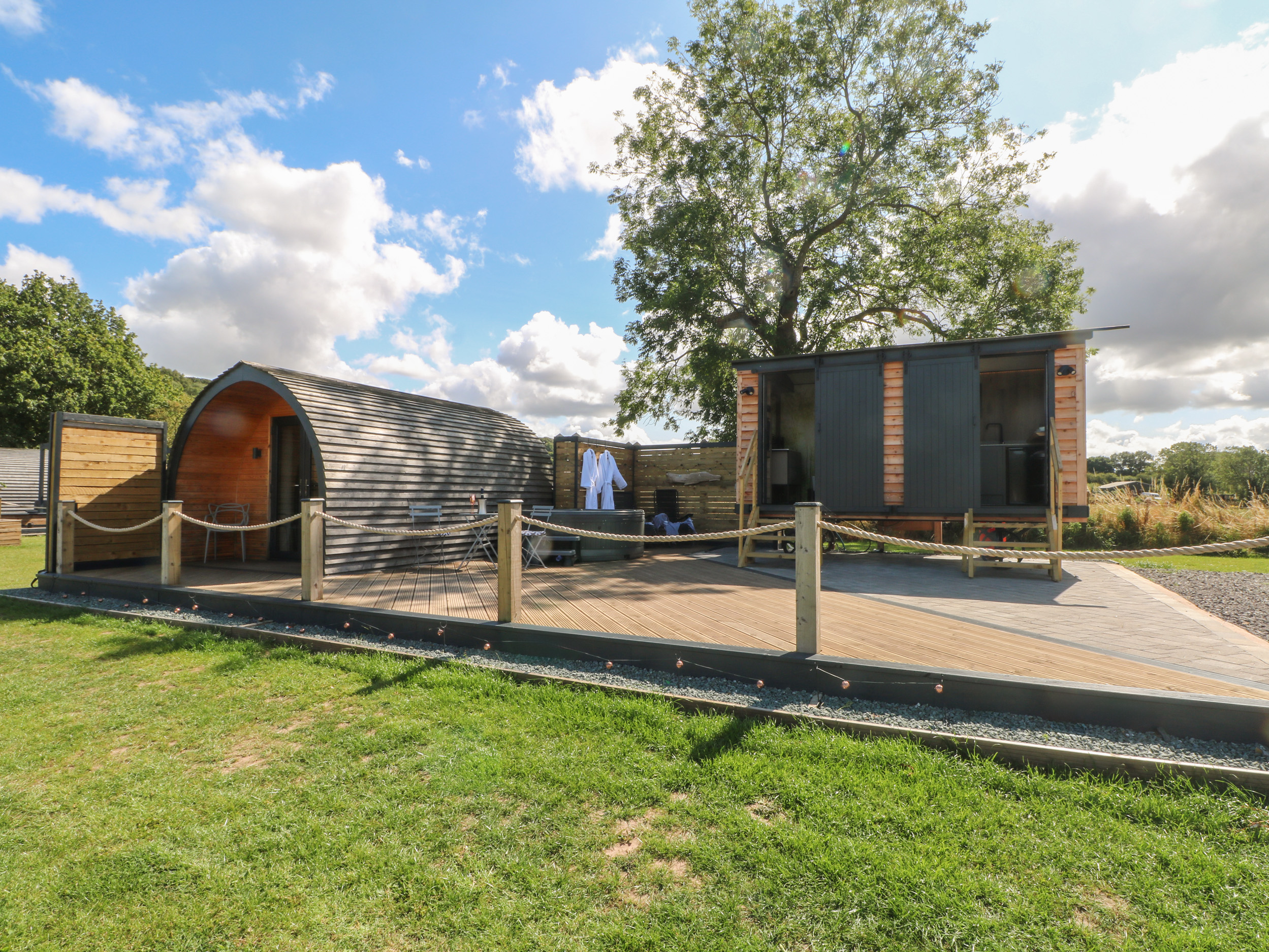 Holiday cottage, Hodnet ()